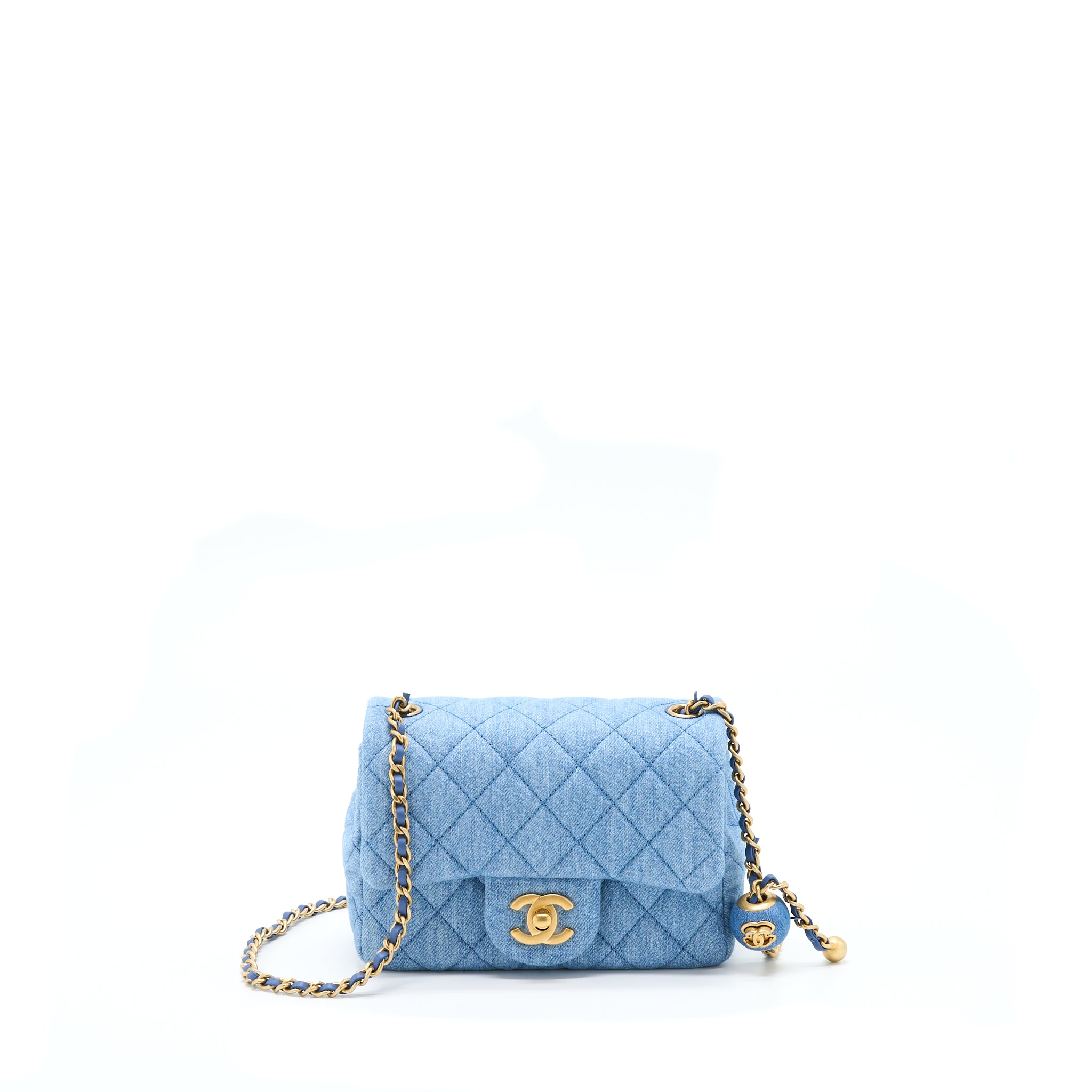 chanel-22c-denim-pearl-crush-mini-square-flap-bag-microchip-1
