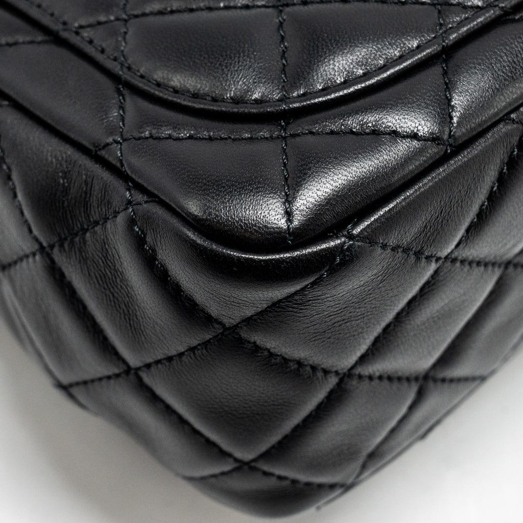 chanel-pearl-crush-mini-square-flap-bag-lambskin-black-ghwmicrochip-1