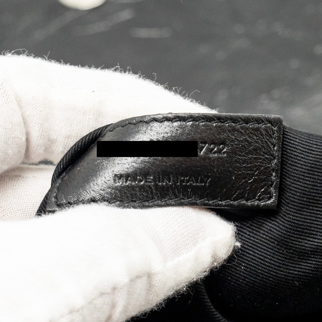 saint-laurent-ysl-medium-niki-bag-vintage-calfskin-black-shw