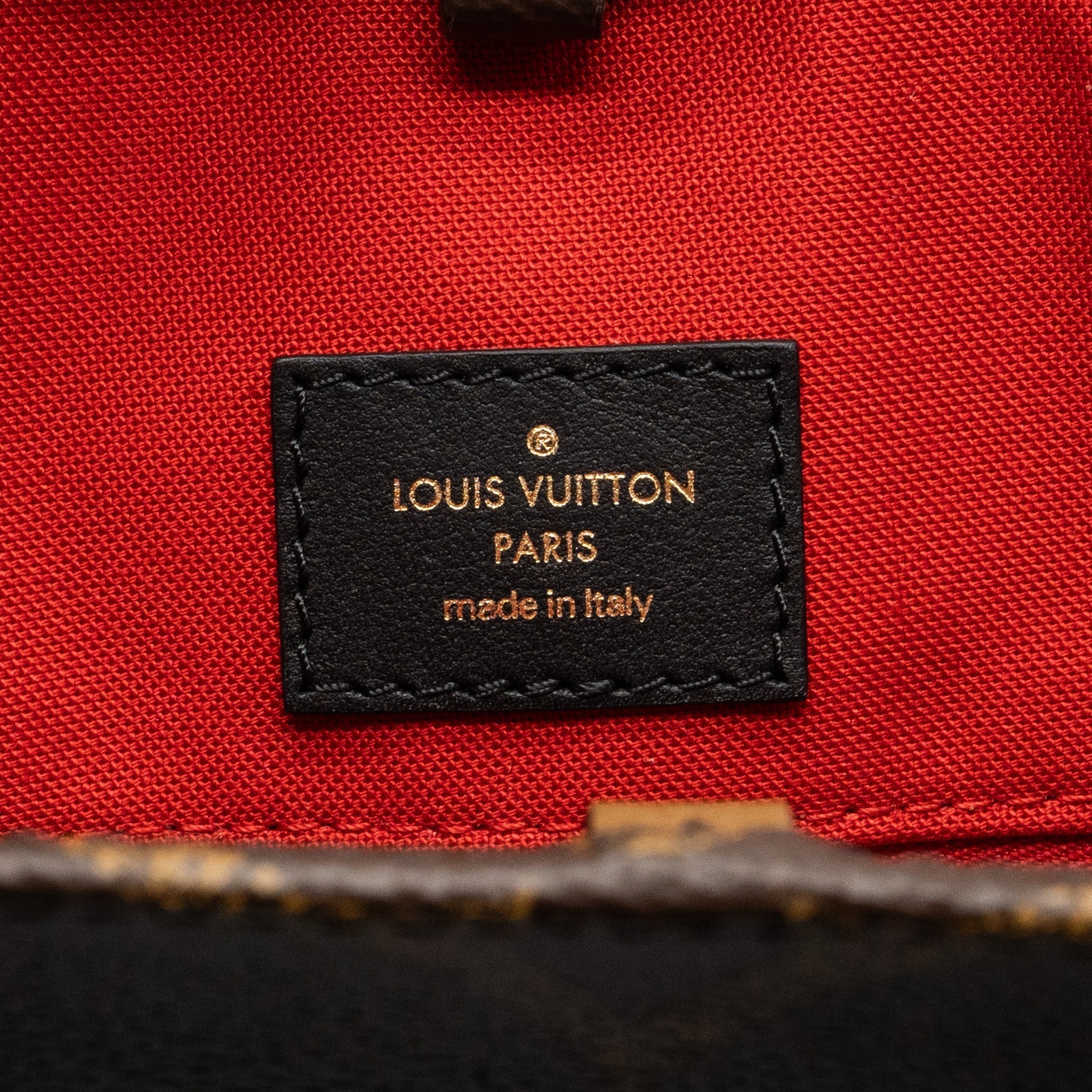 louis-vuitton-onthego-mm-monogram-canvas-ghw