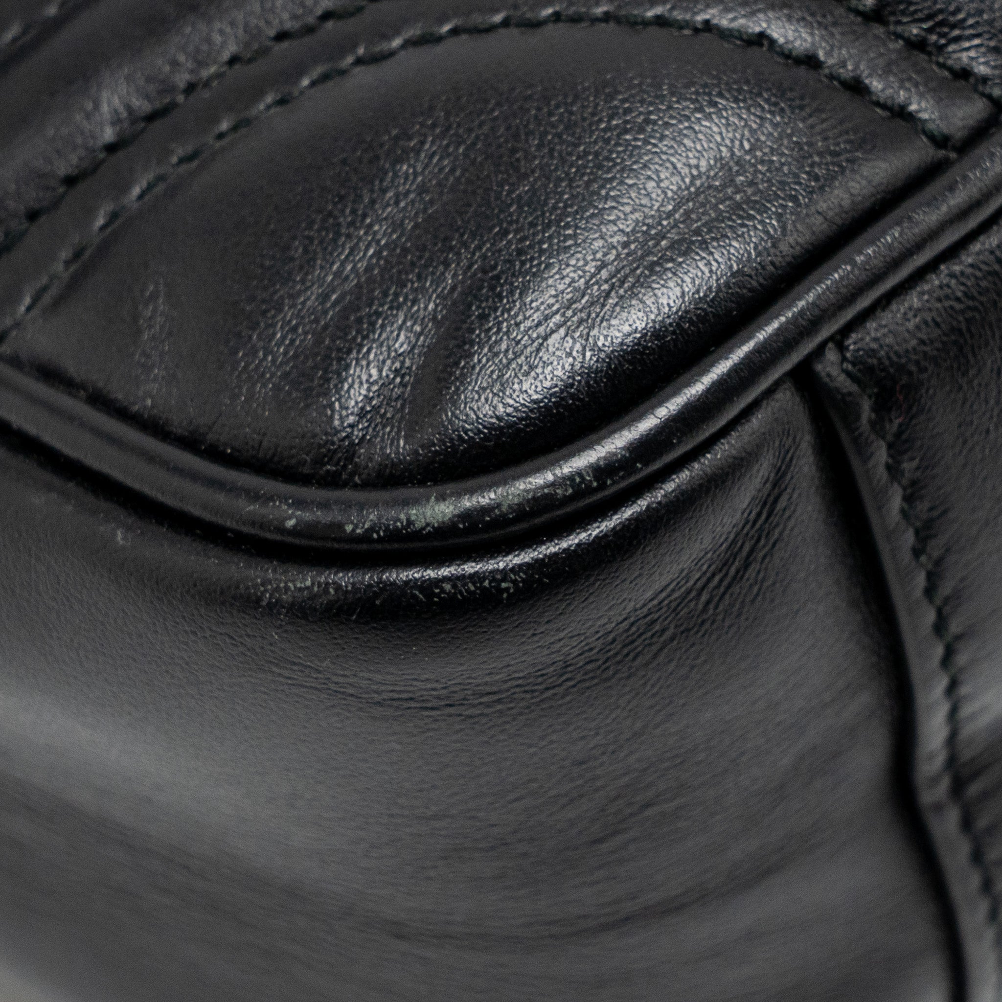 gucci-small-gg-marmont-shoulder-bag-calfskin-black-ghw-2