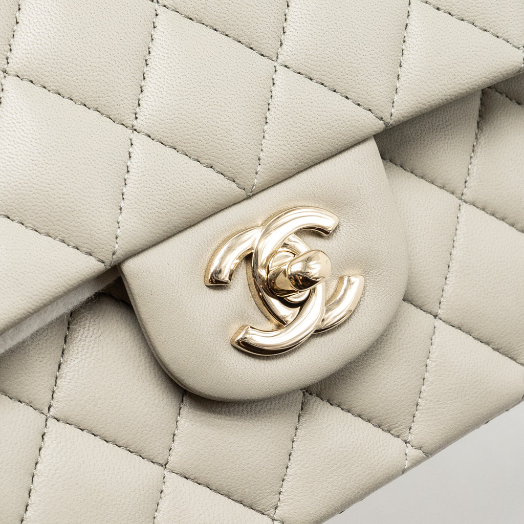 chanel-medium-classic-double-flap-bag-lambskin-light-grey-lghw-microchip-copy-1