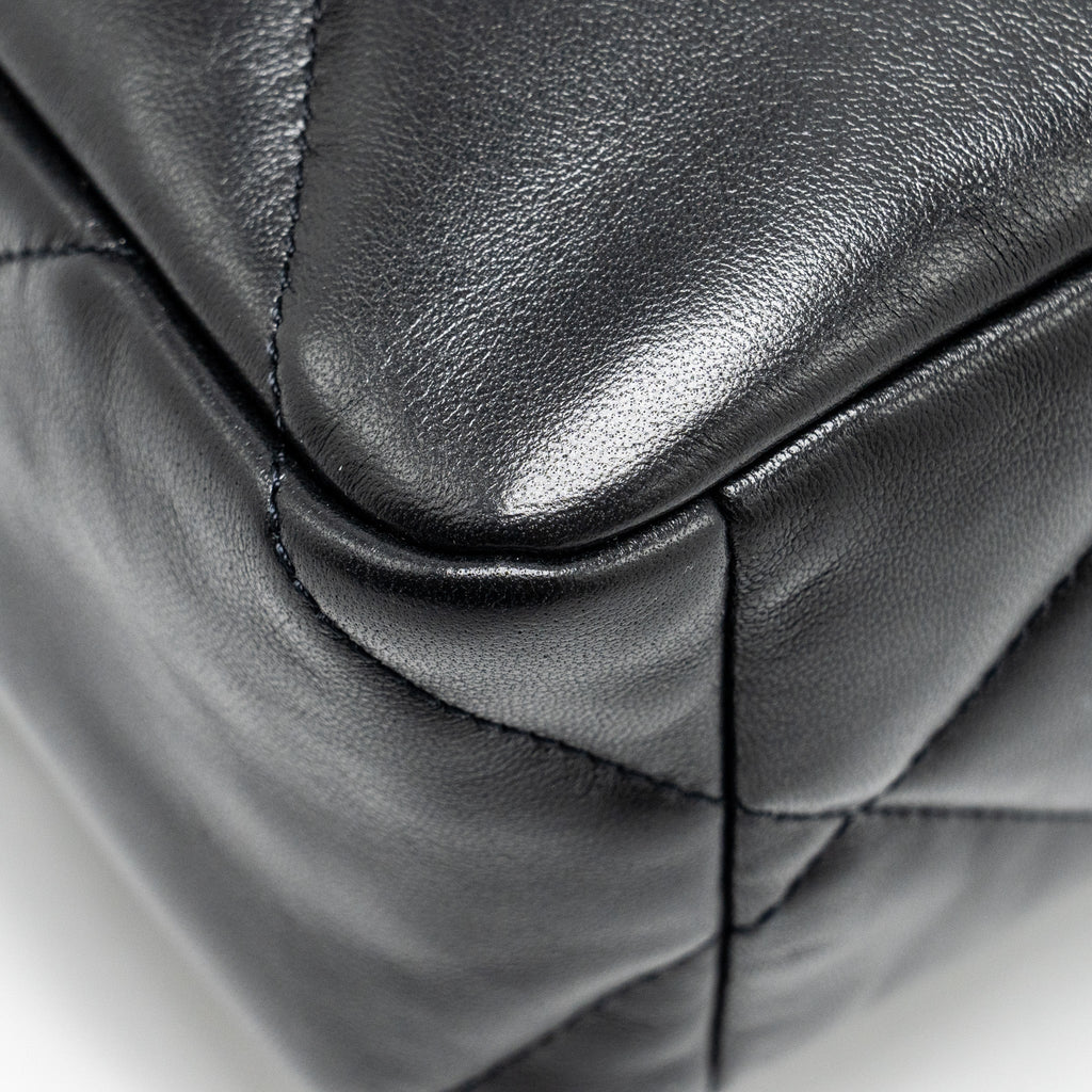 chanel-large-19-bag-lambskin-black-ghw-copy