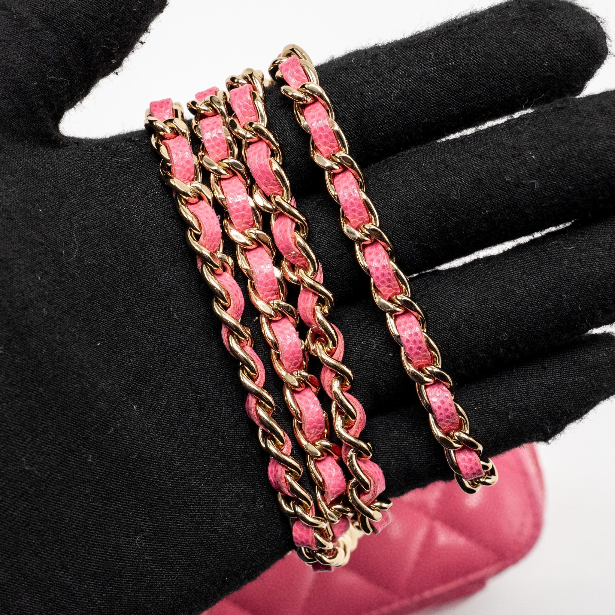 chanel-long-vanity-case-with-chain-caviar-hot-pink-lghw