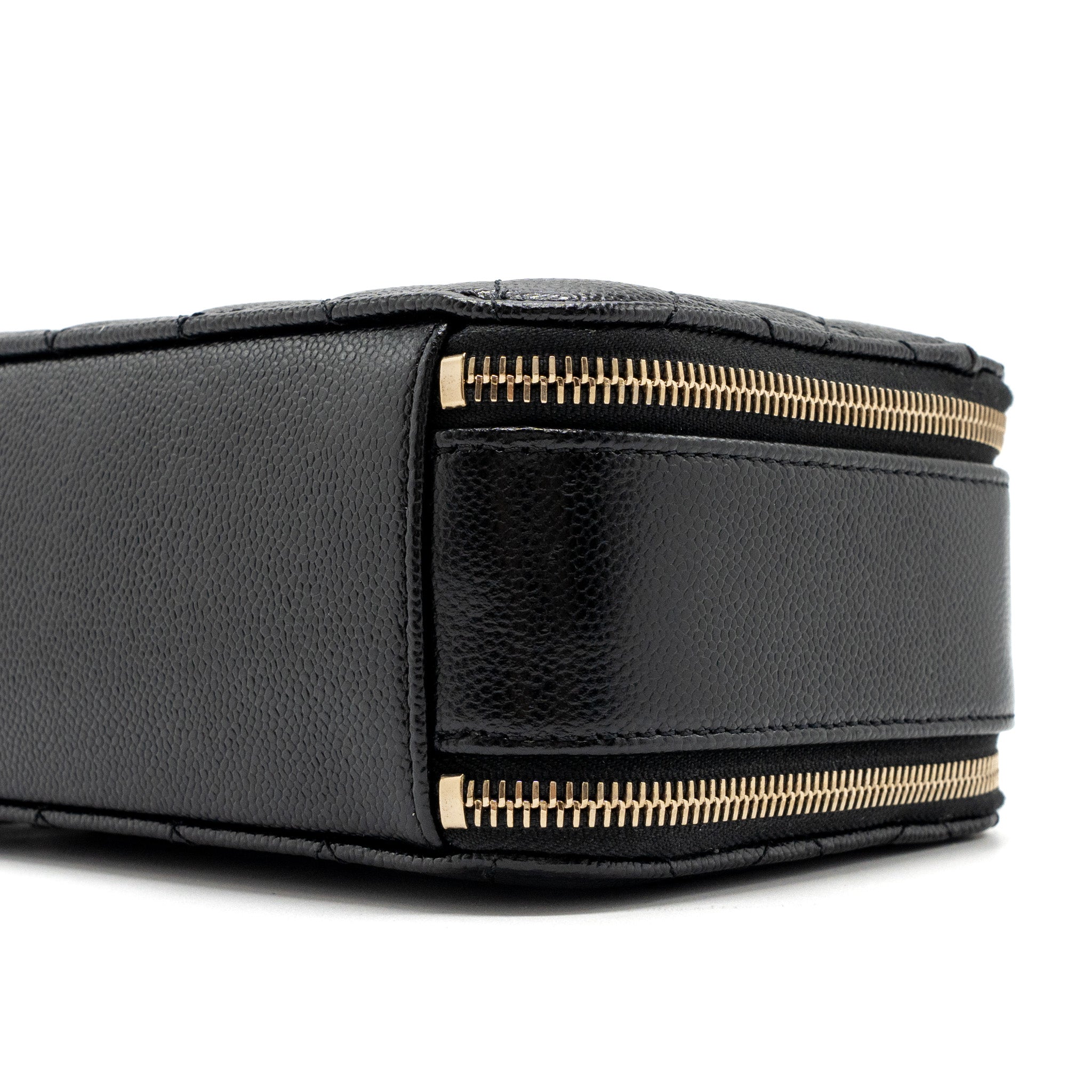 chanel-letter-top-handle-small-vanity-case-caviar-black-brushed-ghwmicrochip