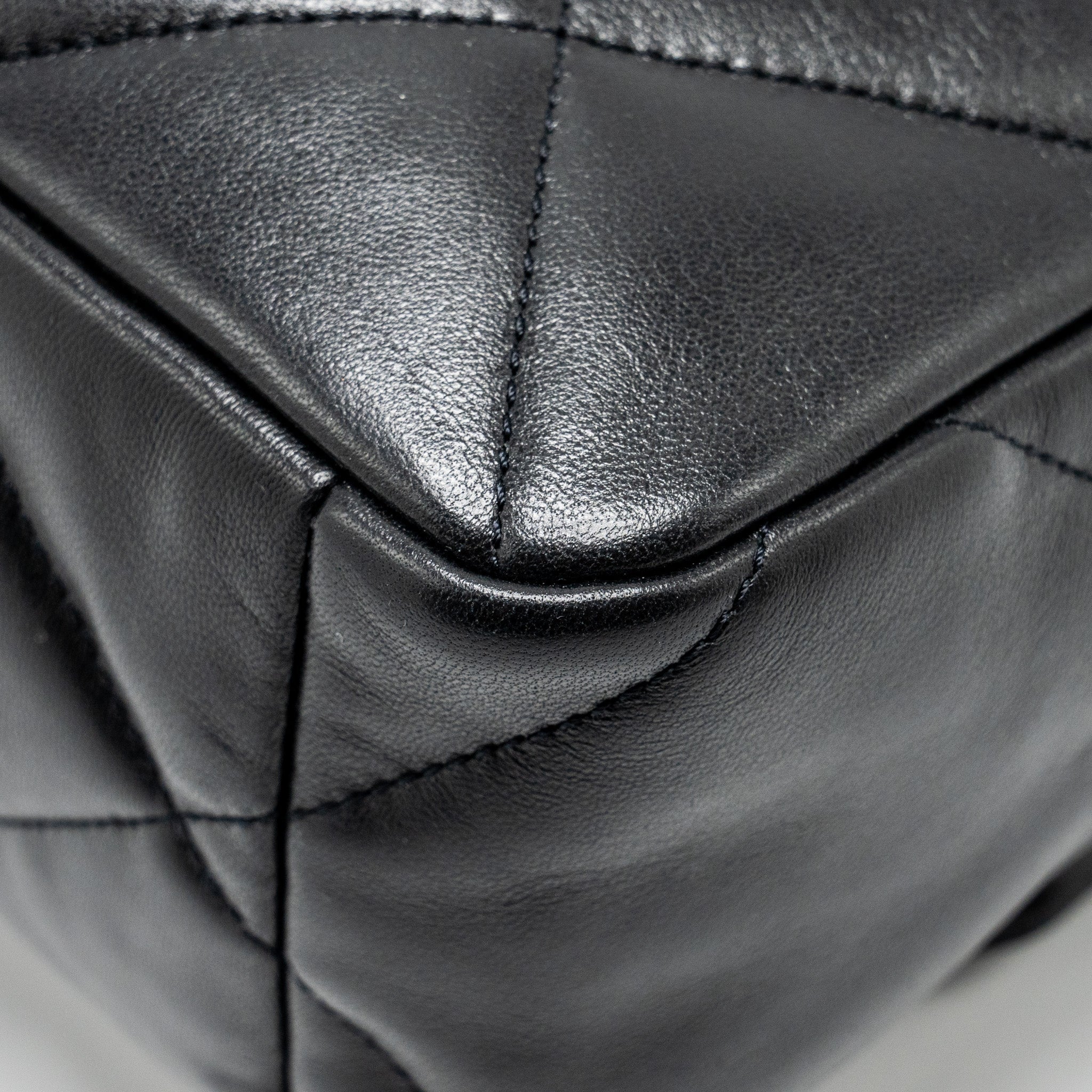 chanel-large-19-bag-lambskin-black-ghw-copy