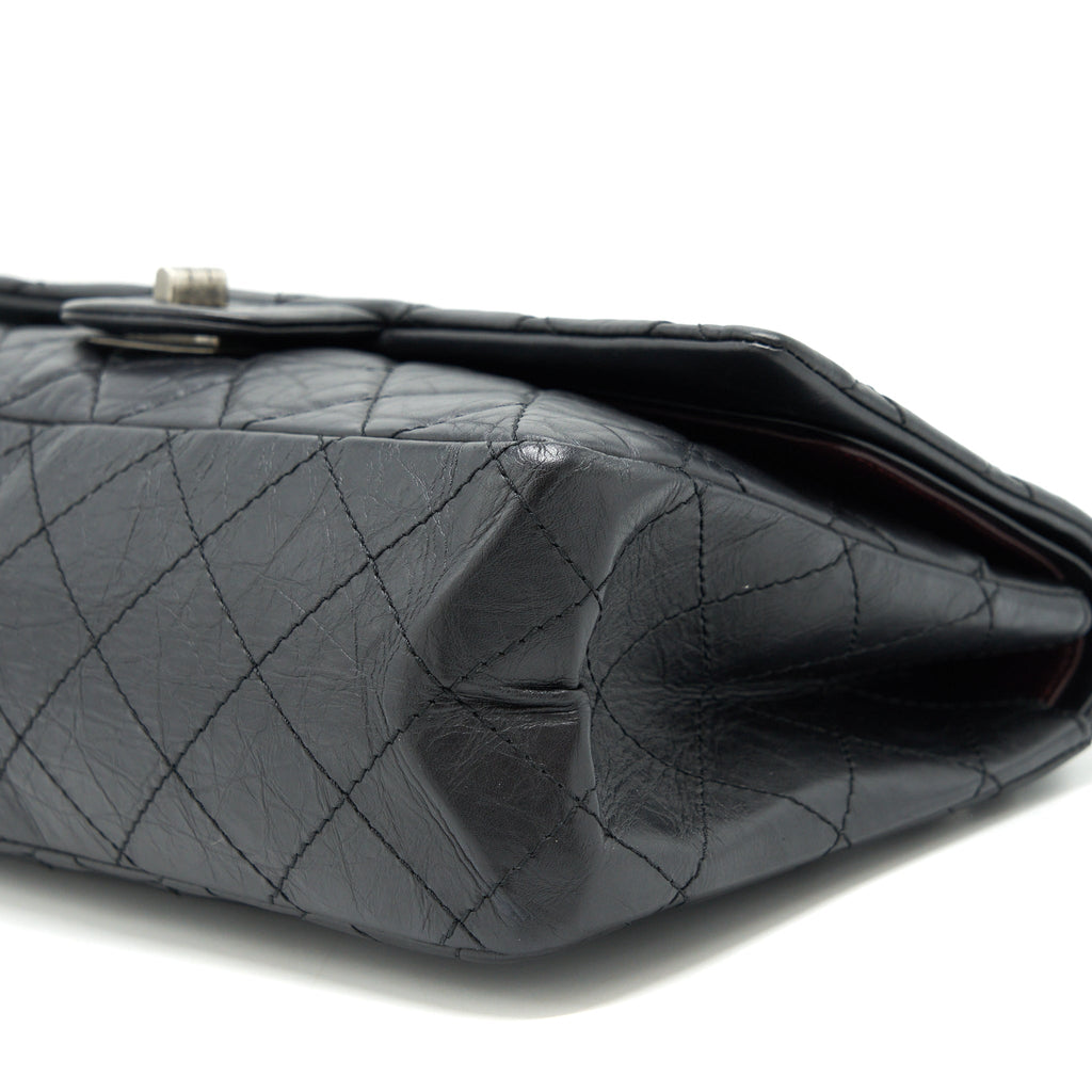 chanel-2-55-227-calfskin-black-ruthenium-hardware