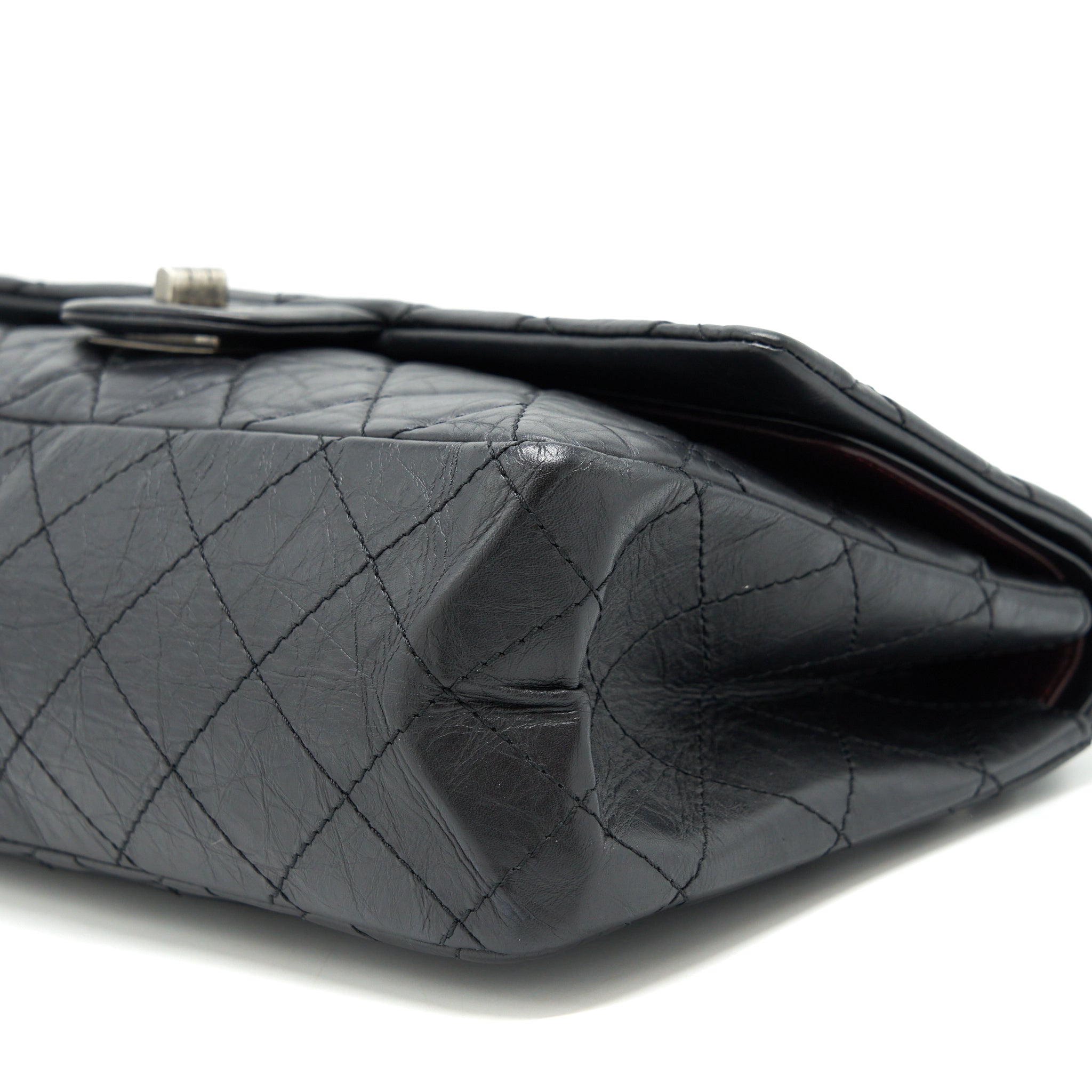 chanel-2-55-227-calfskin-black-ruthenium-hardware