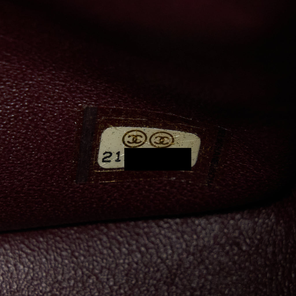 chanel-jumbo-classic-flap-bag-caviar-black-ghw