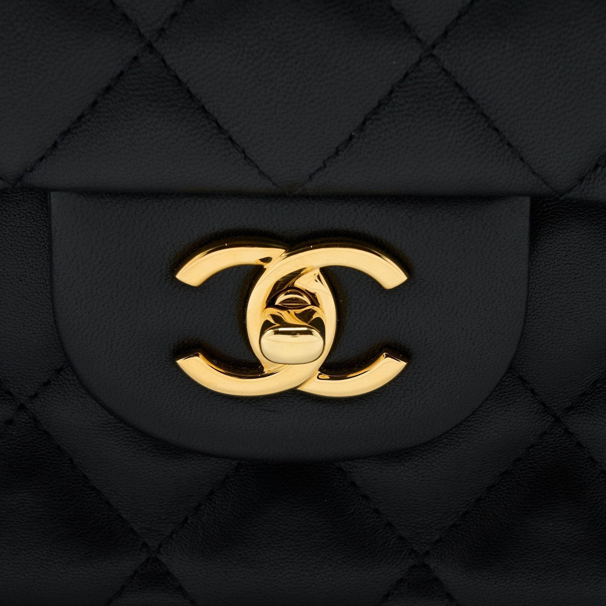 chanel-jumbo-classic-double-flap-bag-lambskin-black-ghw-1