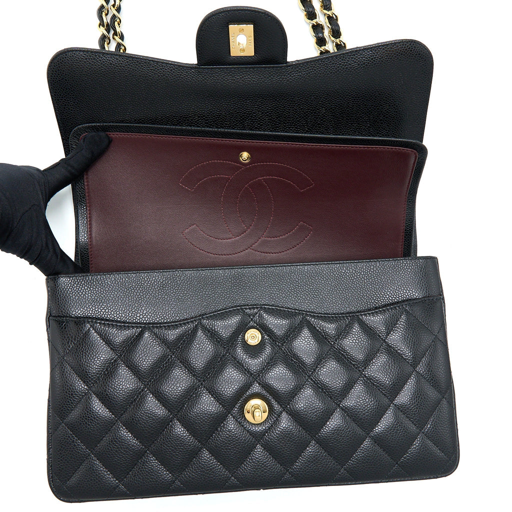chanel-jumbo-classic-flap-bag-caviar-black-ghw