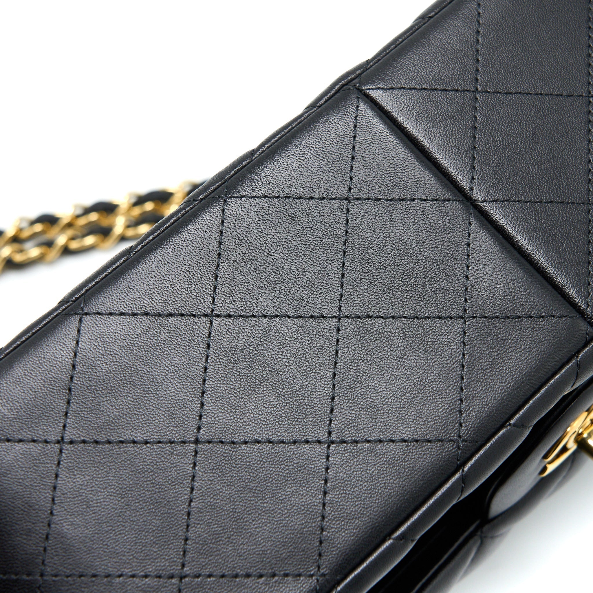 chanel-jumbo-classic-double-flap-bag-lambskin-black-ghw-1