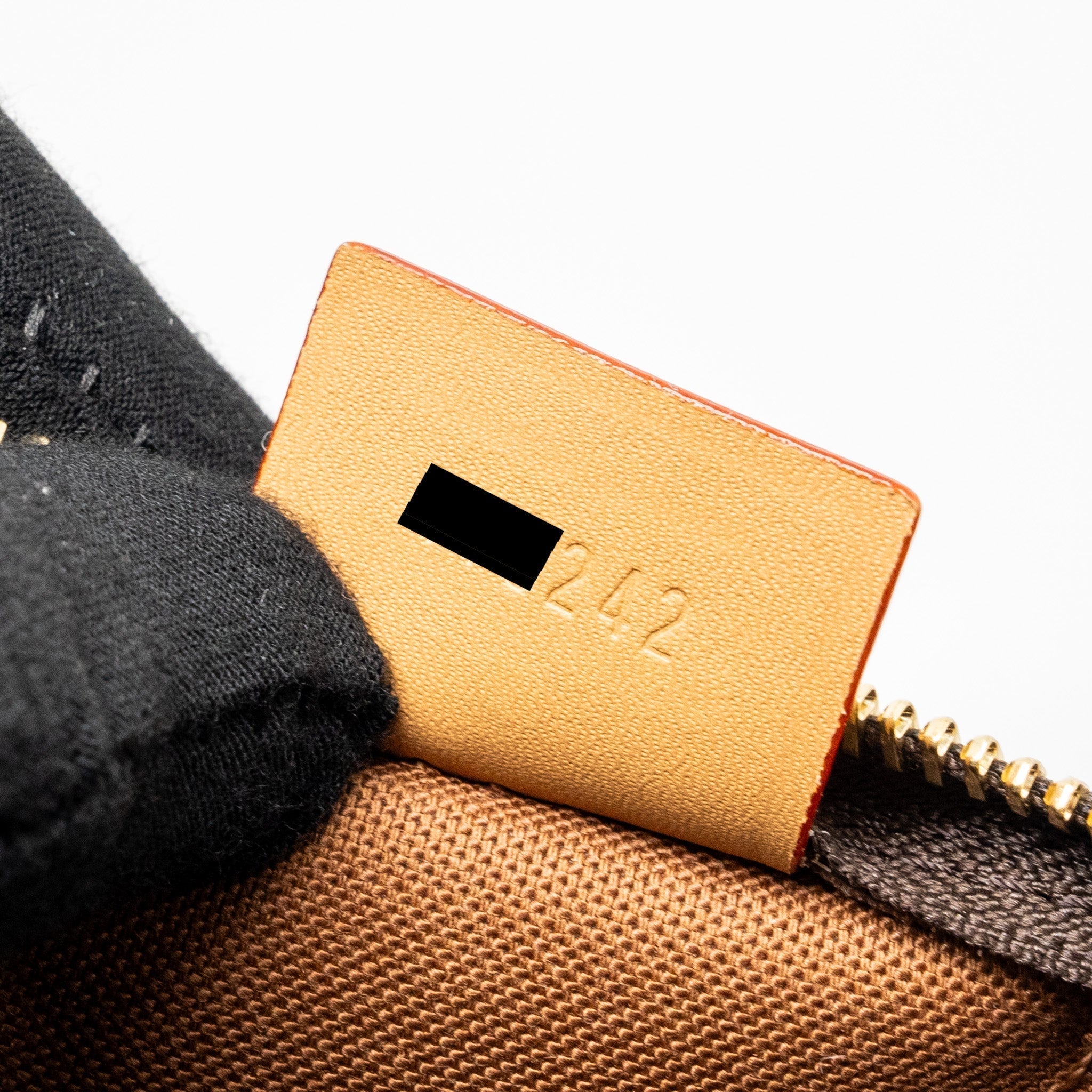 louis-vuitton-nano-speedy-monogram-canvas-ghw-8