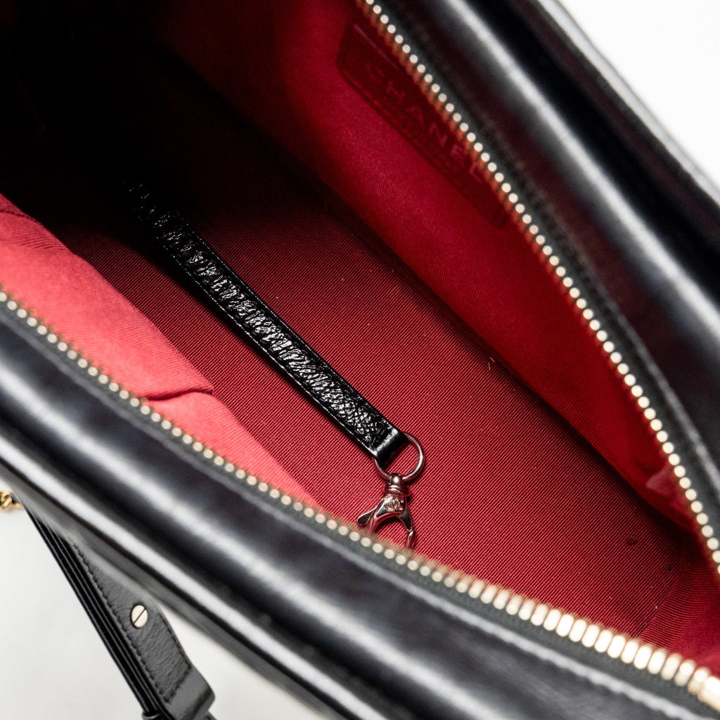 chanel-new-medium-gabrielle-hobo-bag-calfskin-black-multicolour-hardware