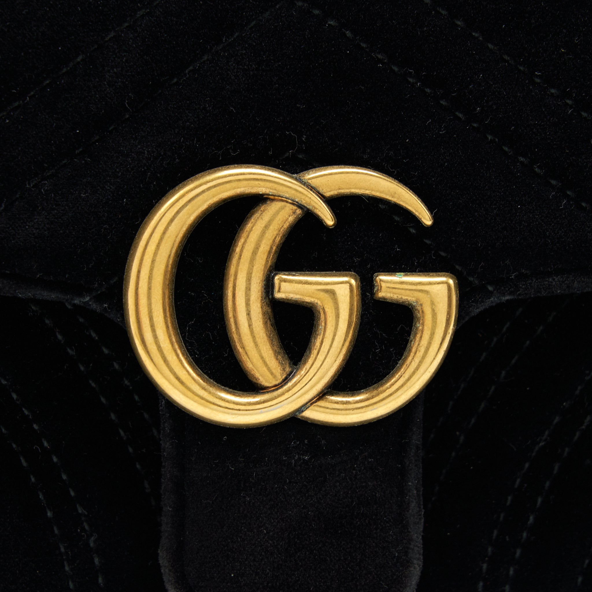 gucci-mini-marmont-velvet-ban-black-ghw
