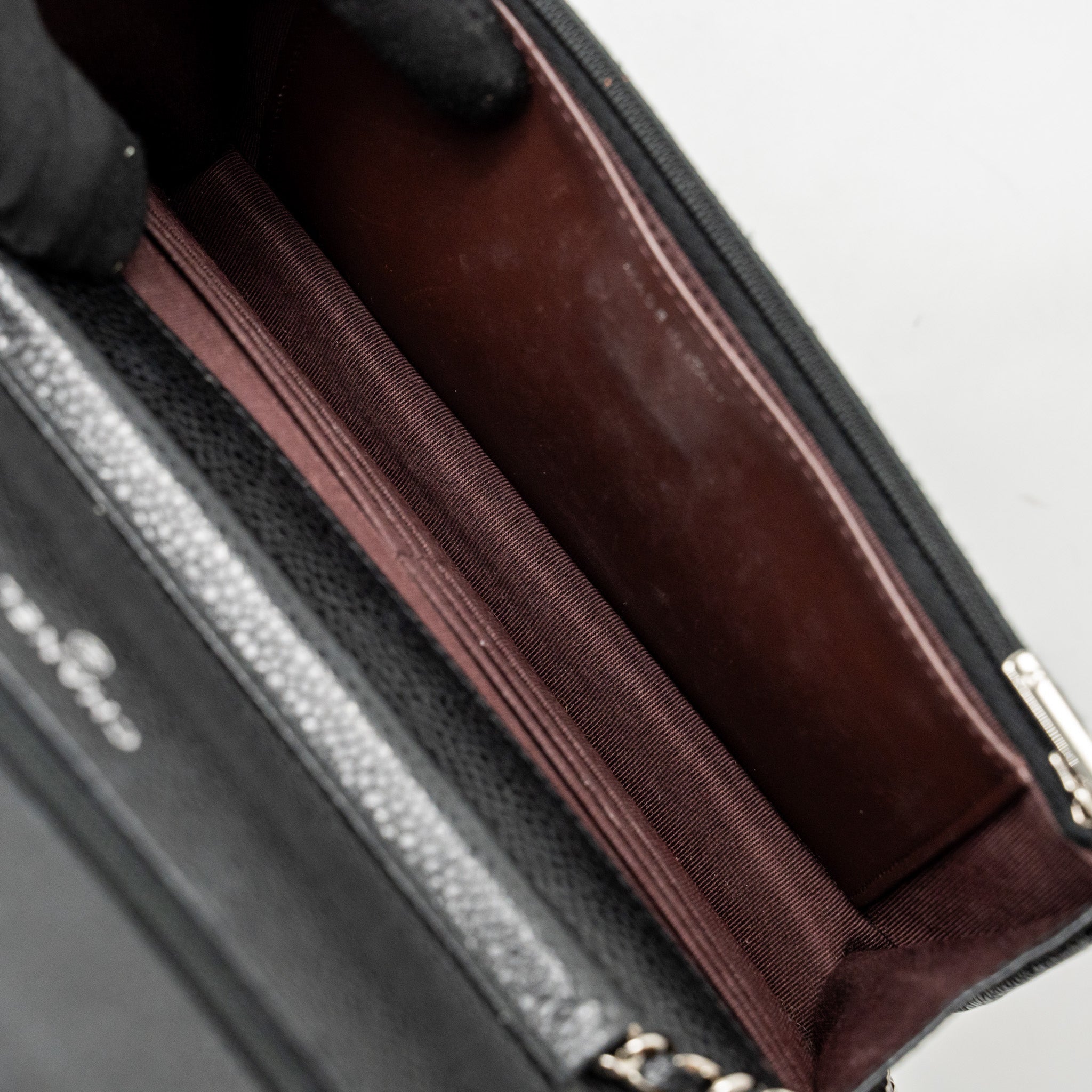 chanel-classic-wallet-on-chain-caviar-black-shw-microchip-9