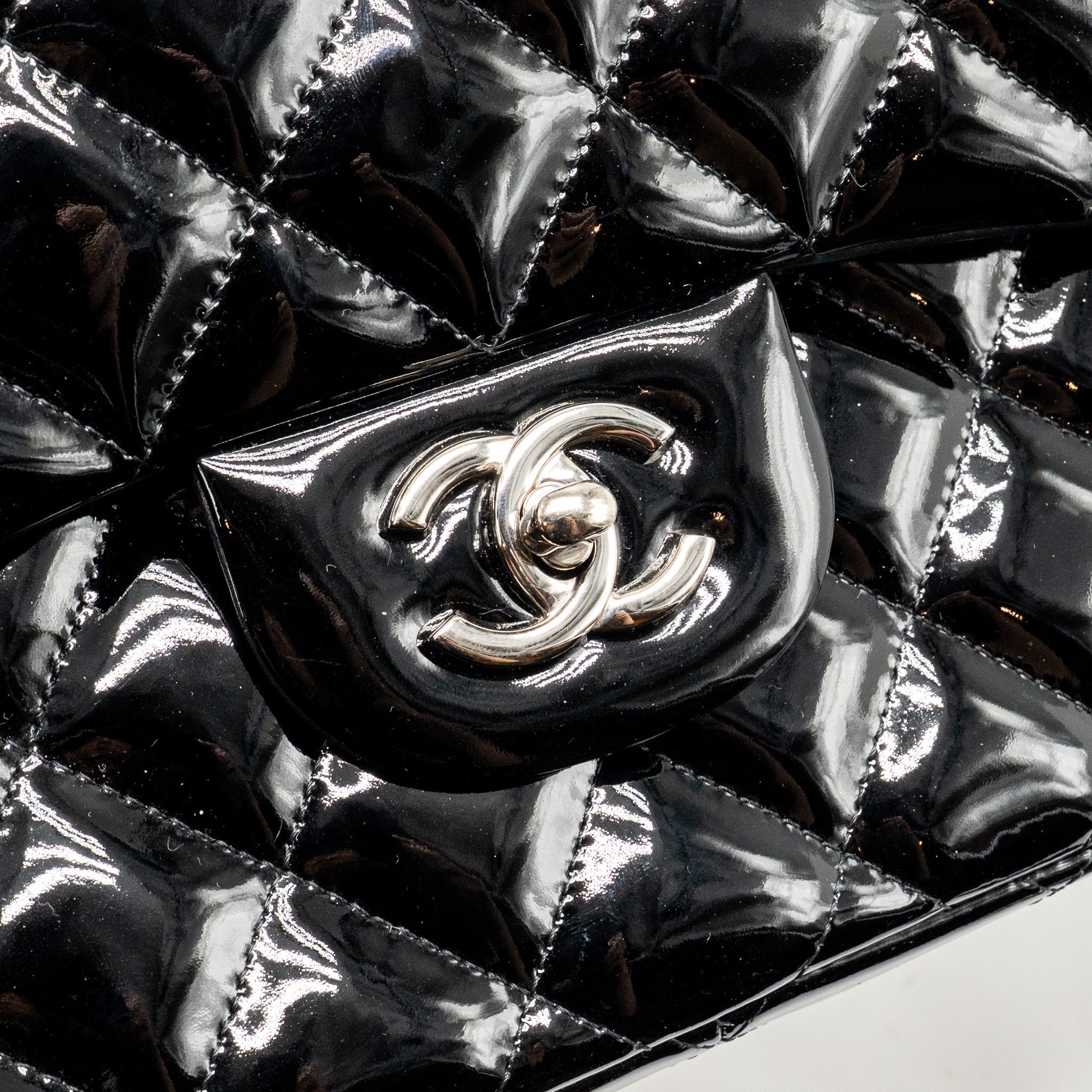 chanel-jumbo-classic-double-flap-bag-patent-black-shw-2
