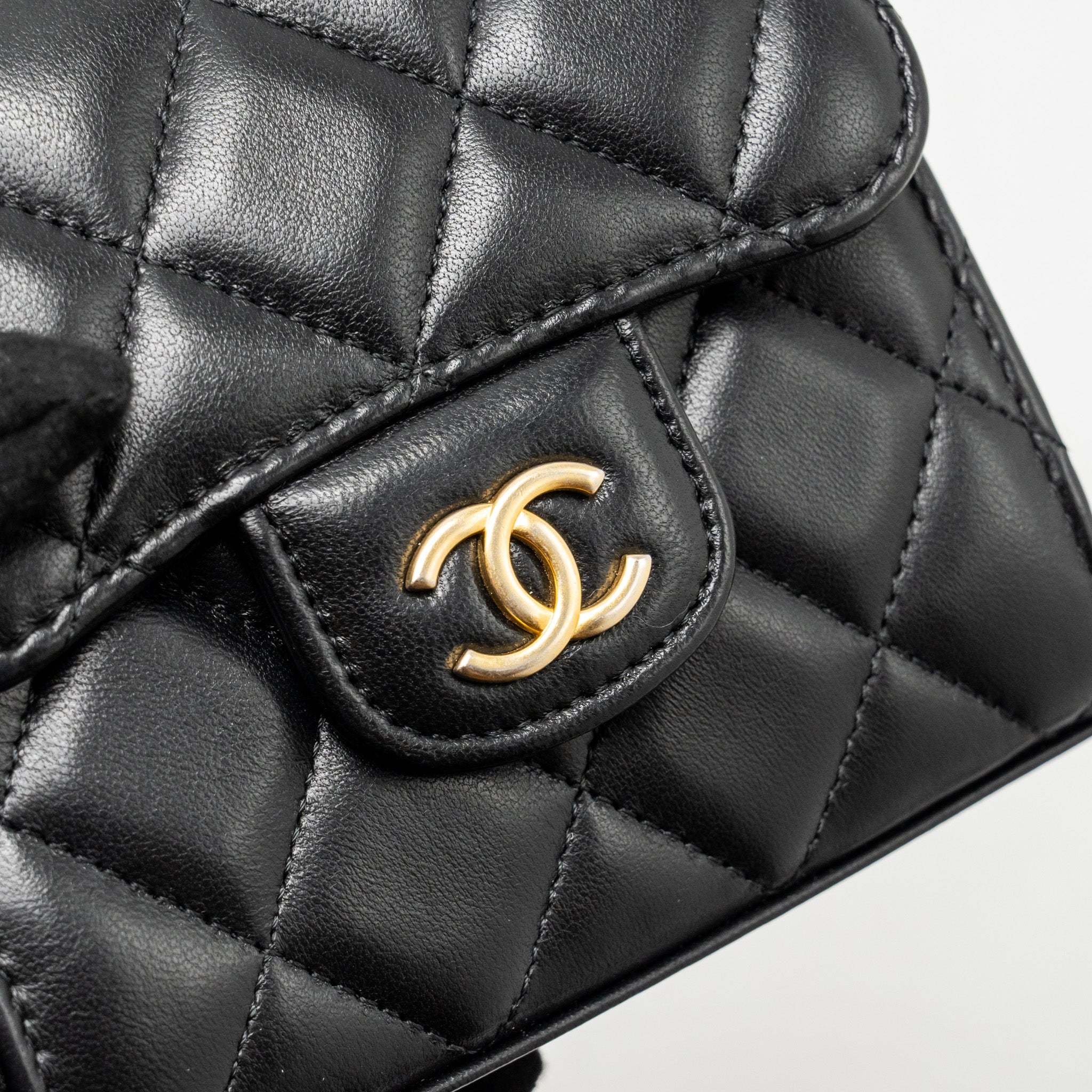 chanel-top-handle-mini-flap-clutch-with-chain-black-lambskin-ghw-microchip