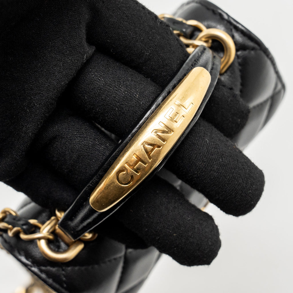 chanel-top-handle-mini-flap-clutch-with-chain-black-lambskin-ghw-microchip