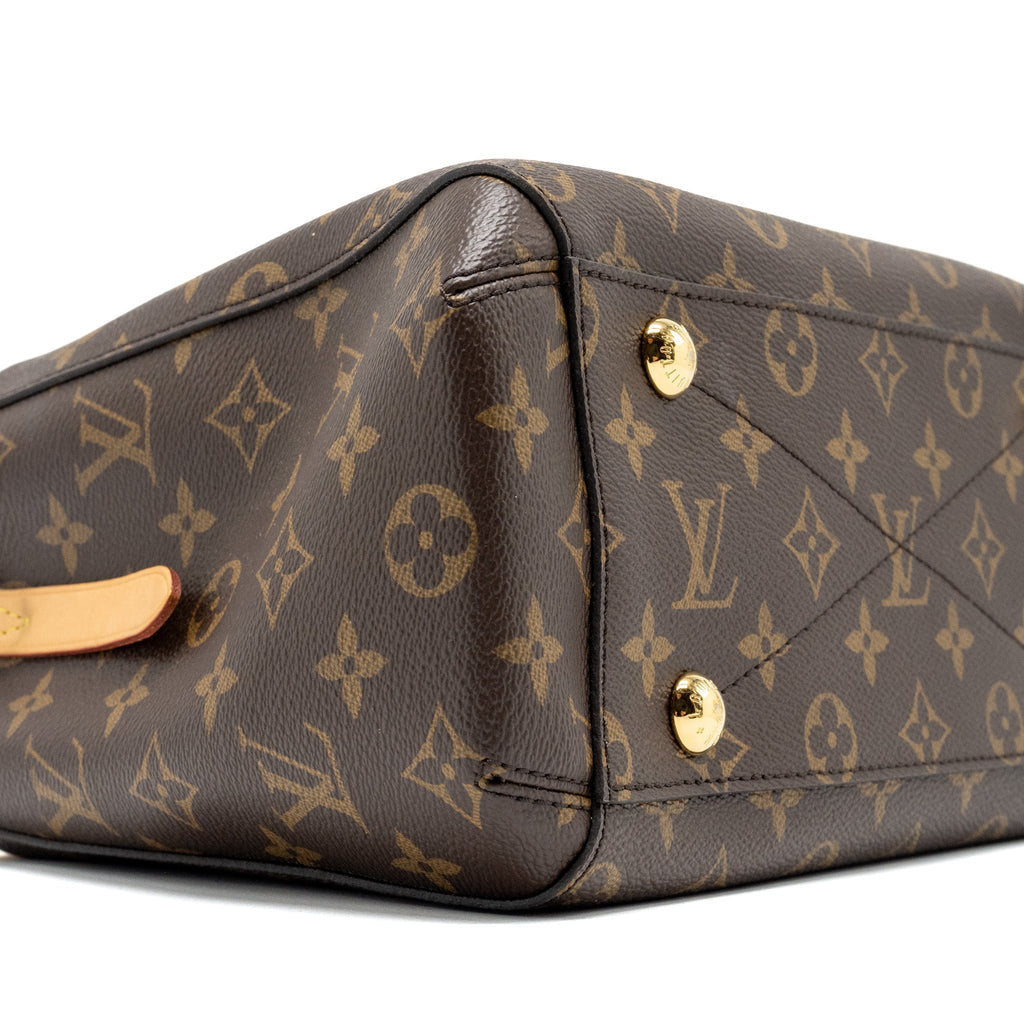 louis-vuitton-montaigne-bb-monogram-canvas-ghw-2