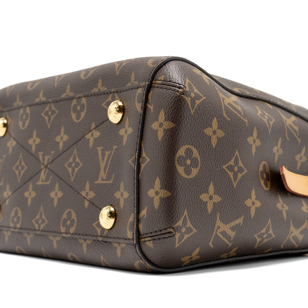 louis-vuitton-montaigne-bb-monogram-canvas-ghw-2