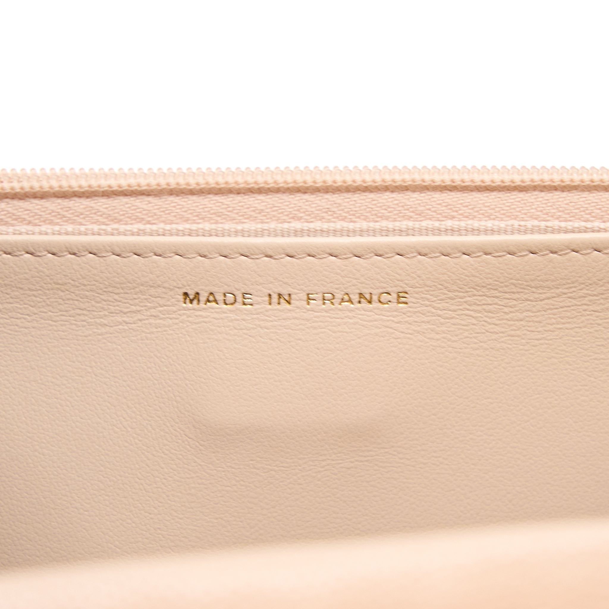 chanel-classic-wallet-on-chain-caviar-light-pink-lghw-microchip