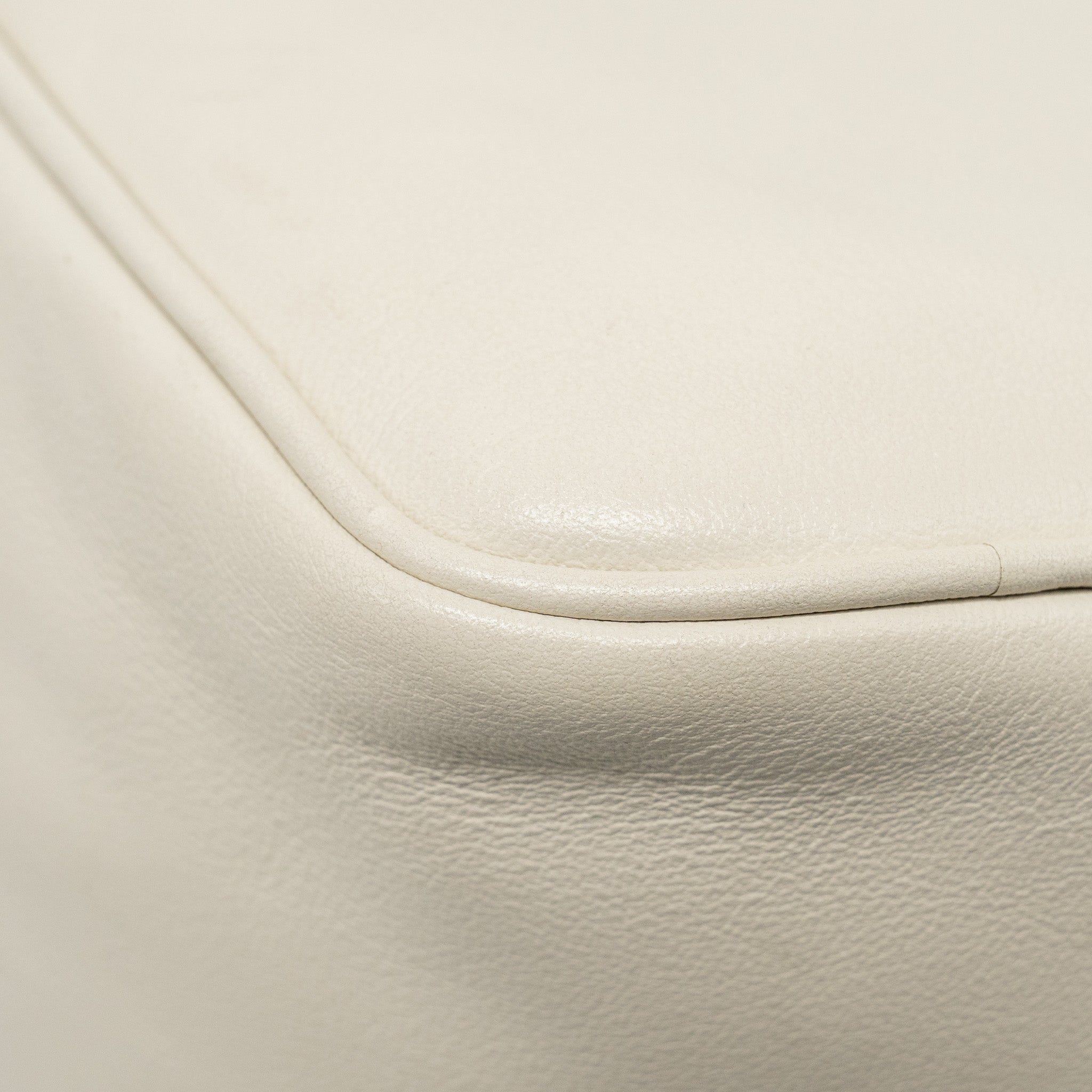 prada-triangle-shoulder-bag-leather-white-shw