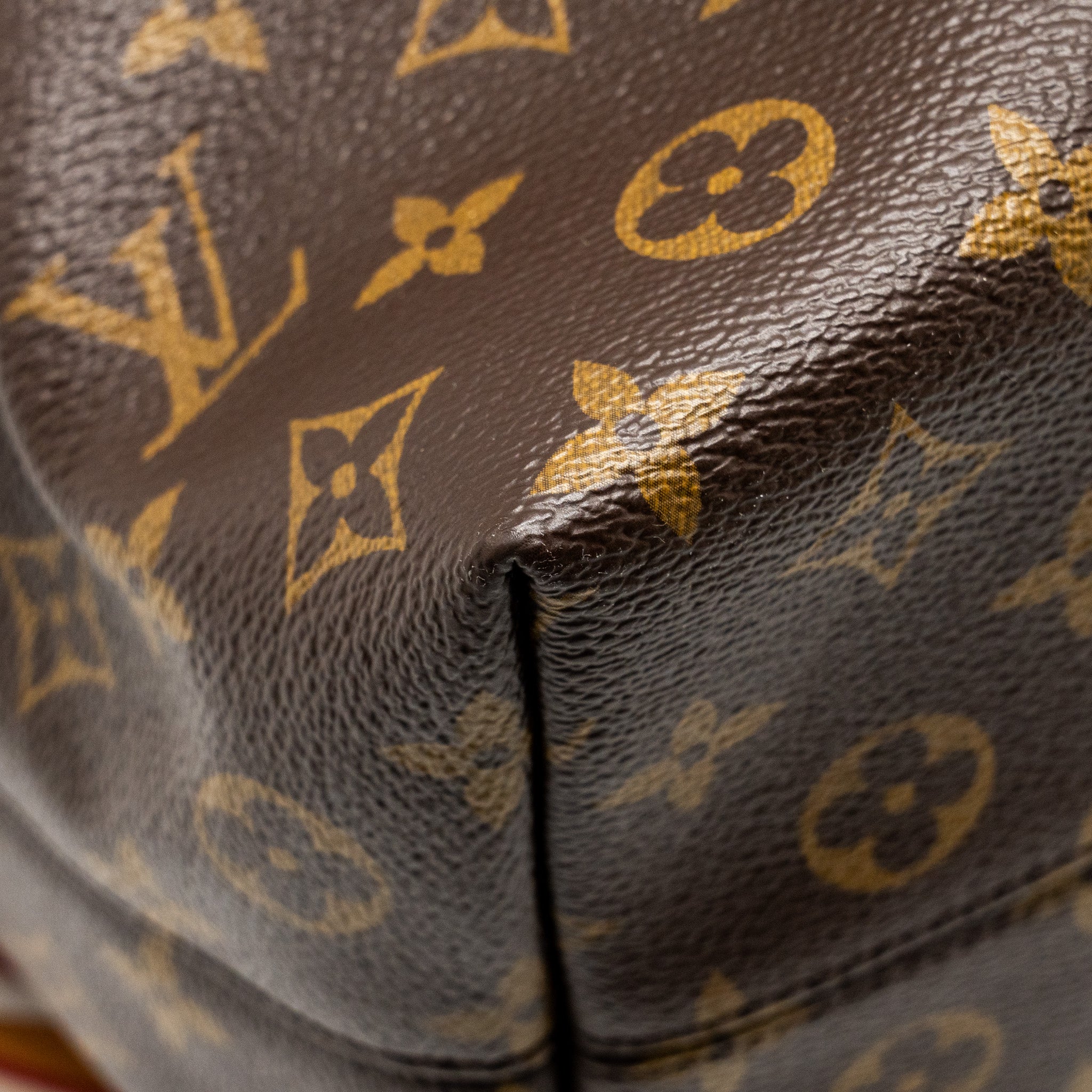 louis-vuitton-montsouris-pm-backpack-monogram-canvas-ghw