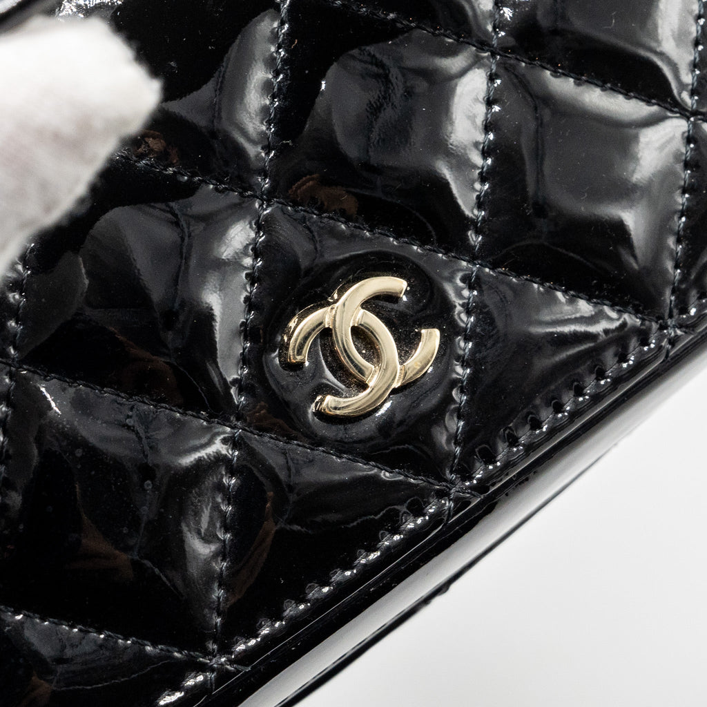 chanel-top-handle-vanity-case-patent-black-lghw
