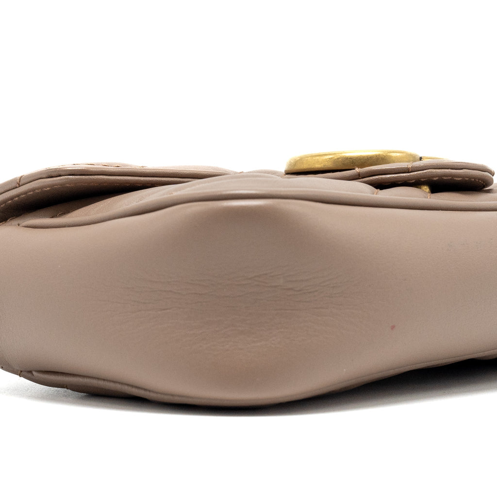 gucci-super-mini-gg-marmont-calfskin-beige-ghw