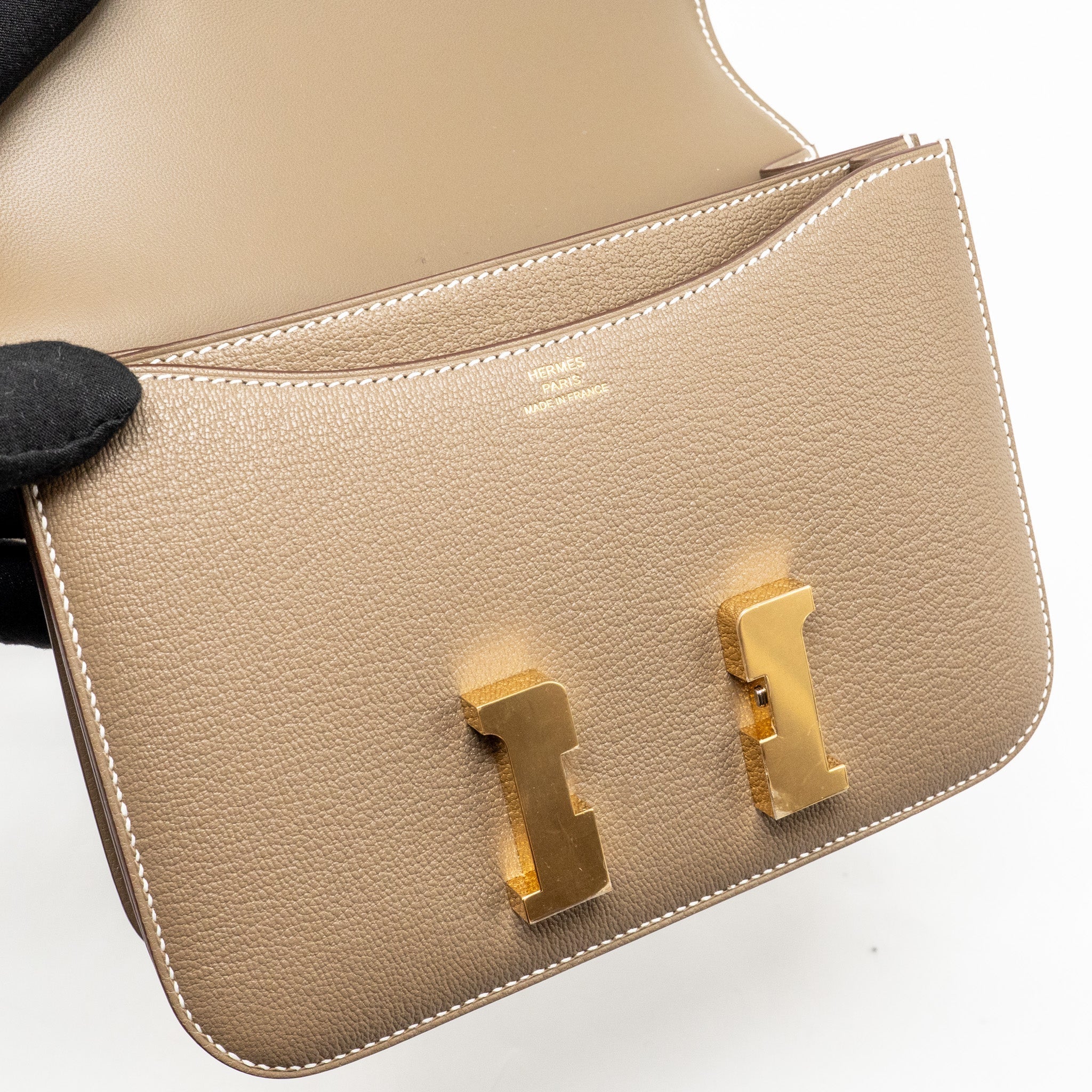 hermes-mini-constance-chevre-mysore-etoupe-ghw-stamp-k