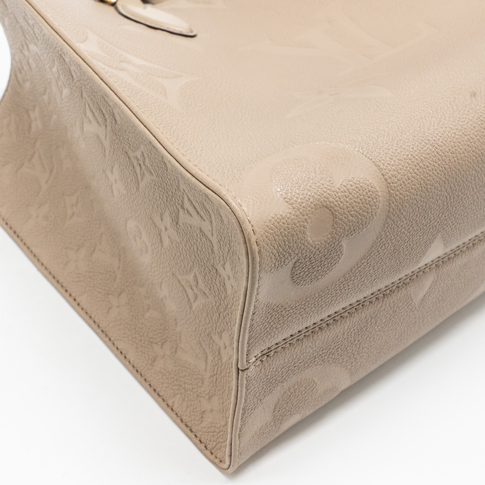 louis-vuitton-onthego-mm-monogram-empreinete-leather-grey-lghw