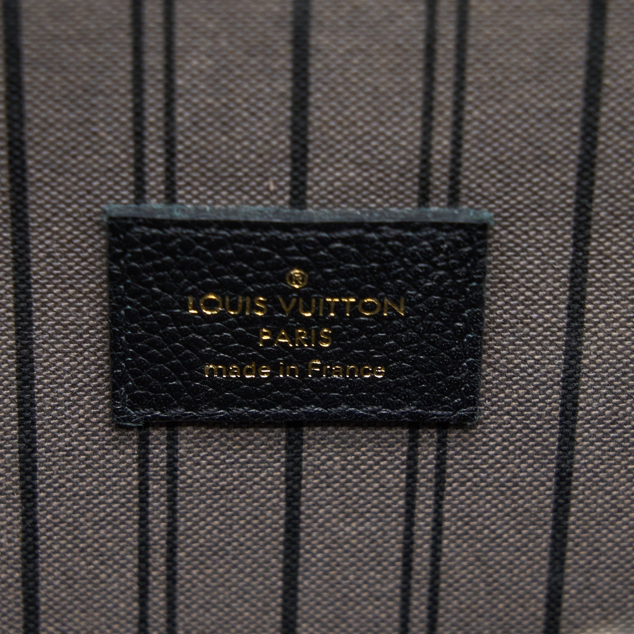 louis-vuitton-pochette-metis-monogram-empreinte-black-ghw-3