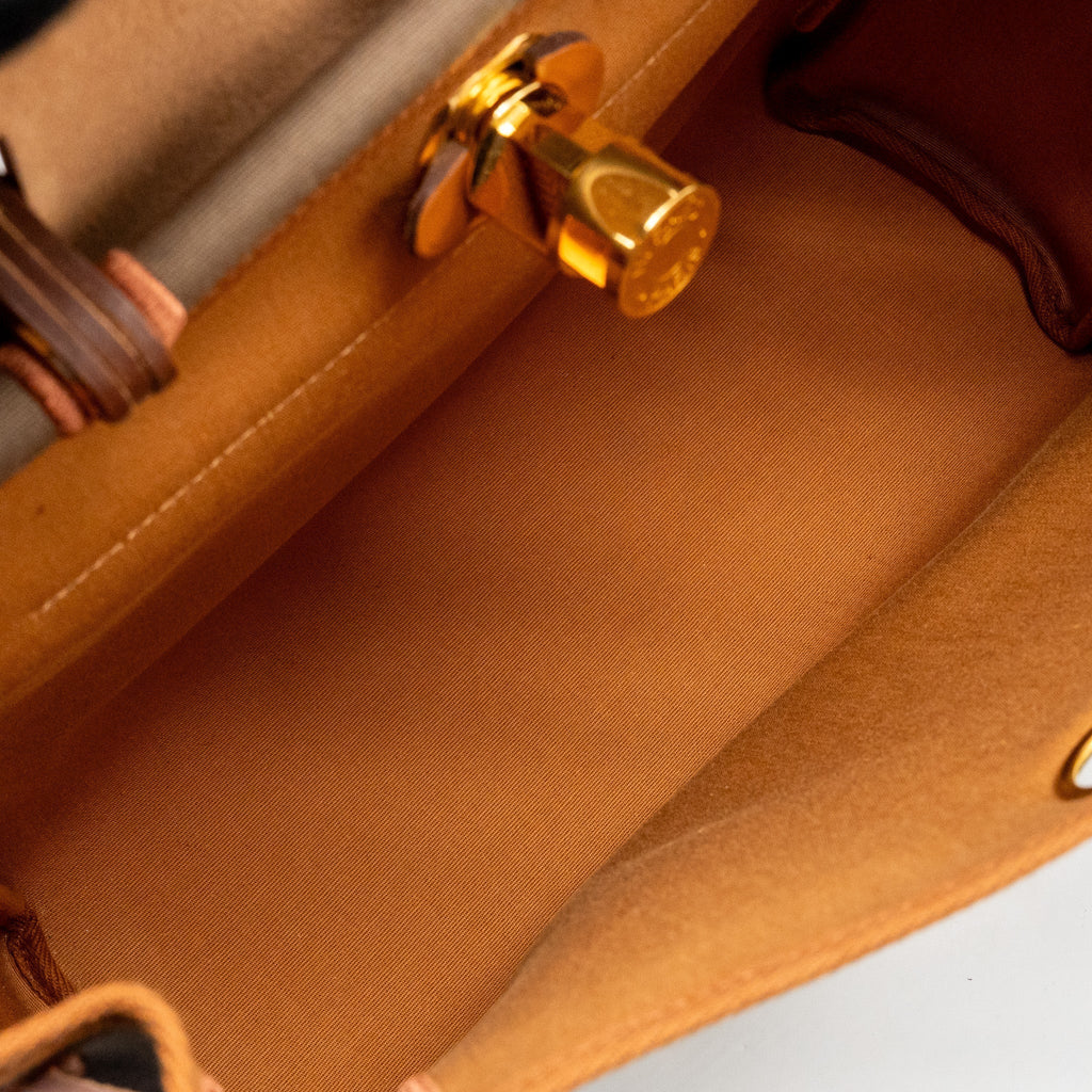 hermes-herbag-31-zip-bag-canvas-hunter-leather-etoupe-dune-fauve-ghw-stamp-z-copy