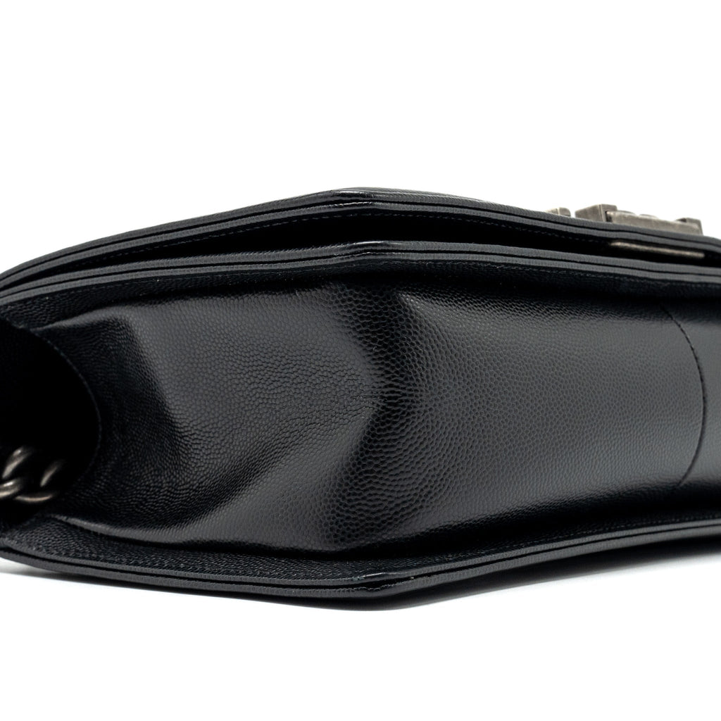 chanel-medium-boy-bag-caviar-black-ruthenium-shw