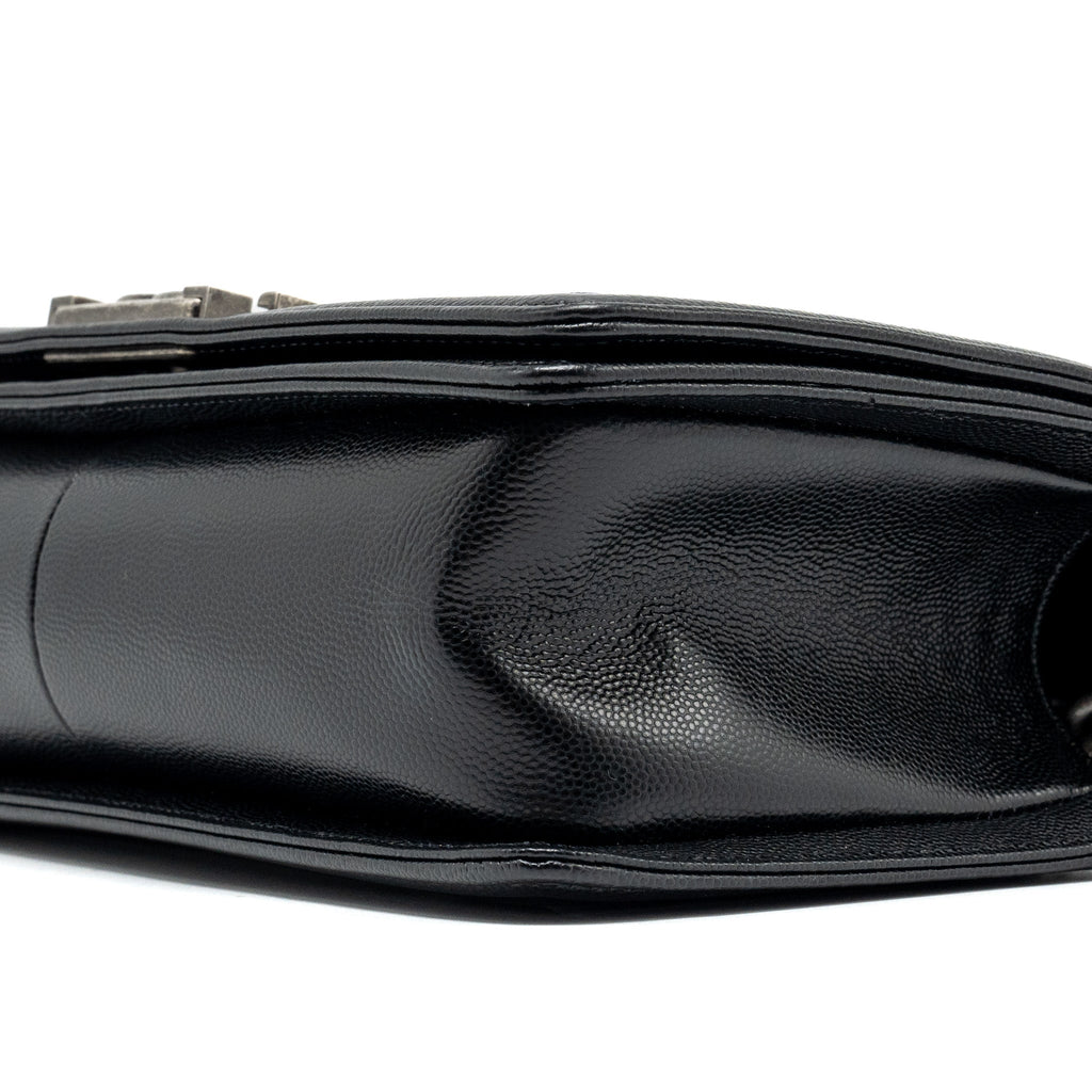 chanel-medium-boy-bag-caviar-black-ruthenium-shw
