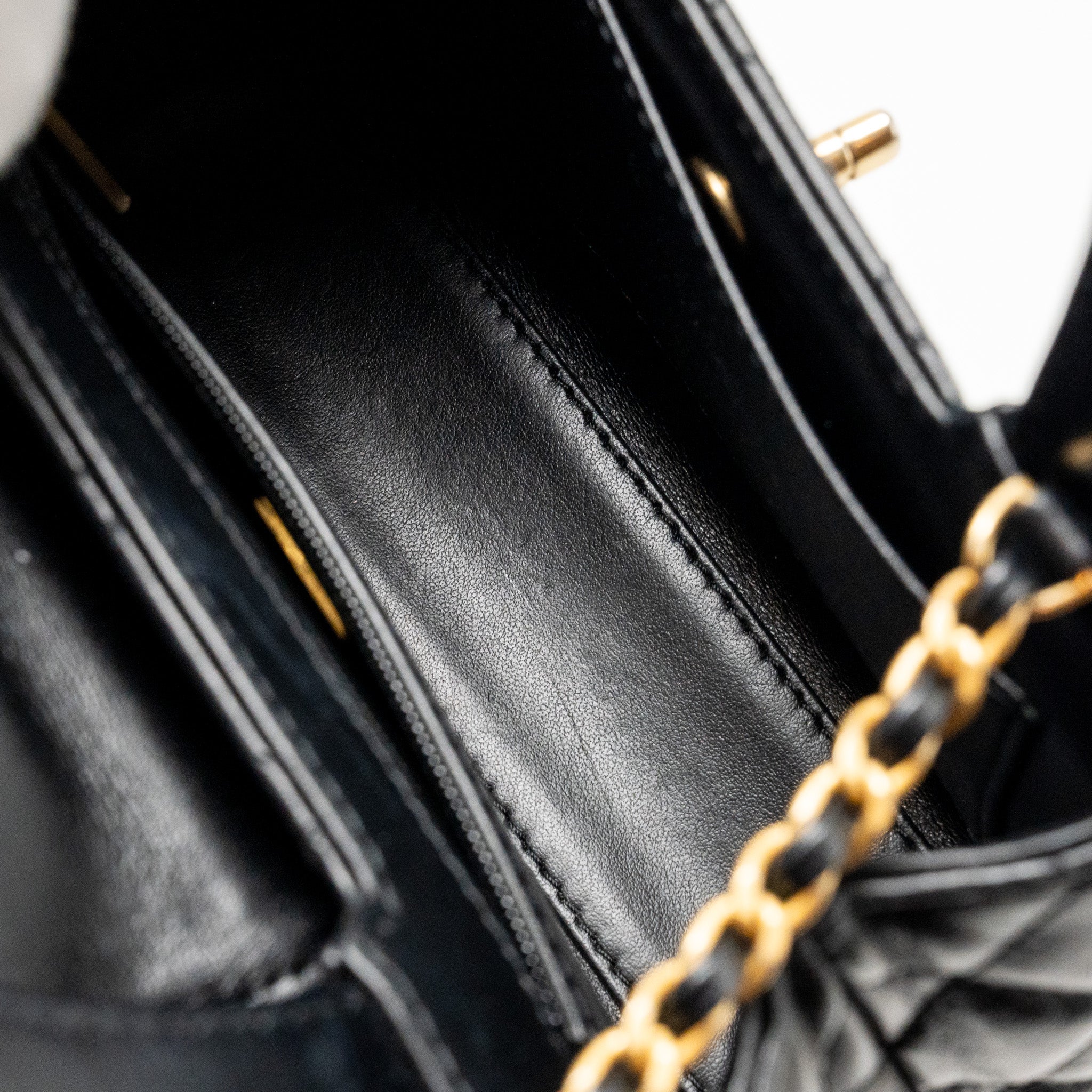 chanel-mini-kelly-shopping-tote-bag-calfskin-black-ghw-microchip-4