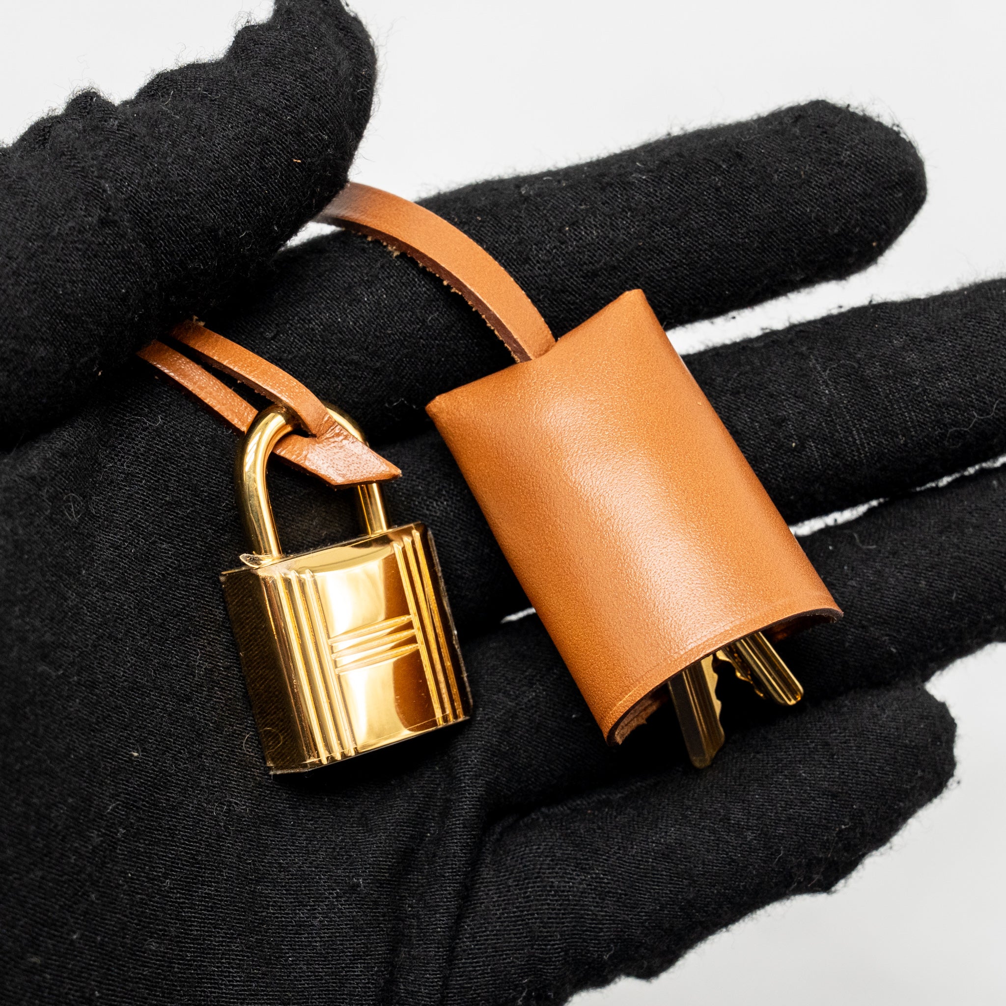 hermes-herbag-31-zip-bag-canvas-hunter-leather-etoupe-dune-fauve-ghw-stamp-z-copy