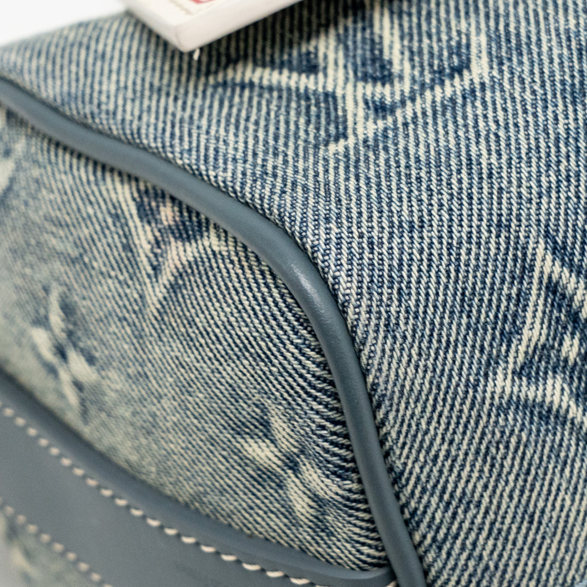 louis-vuitton-keepall-bandouliere-25-washed-denim-cavas-blue-shw-copy