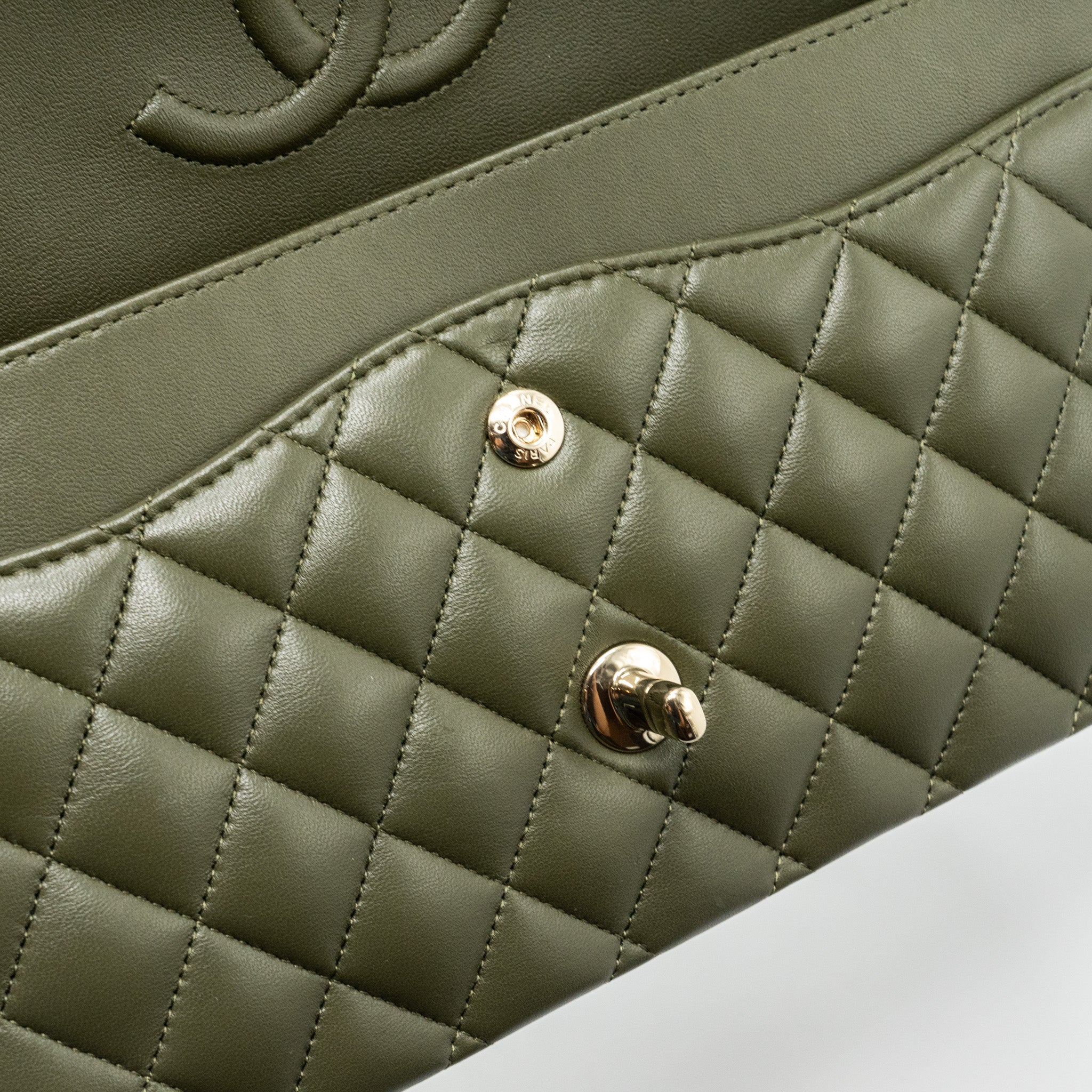 chanel-22k-medium-classic-double-flap-bag-lambskin-olive-green-lghwmicrochip