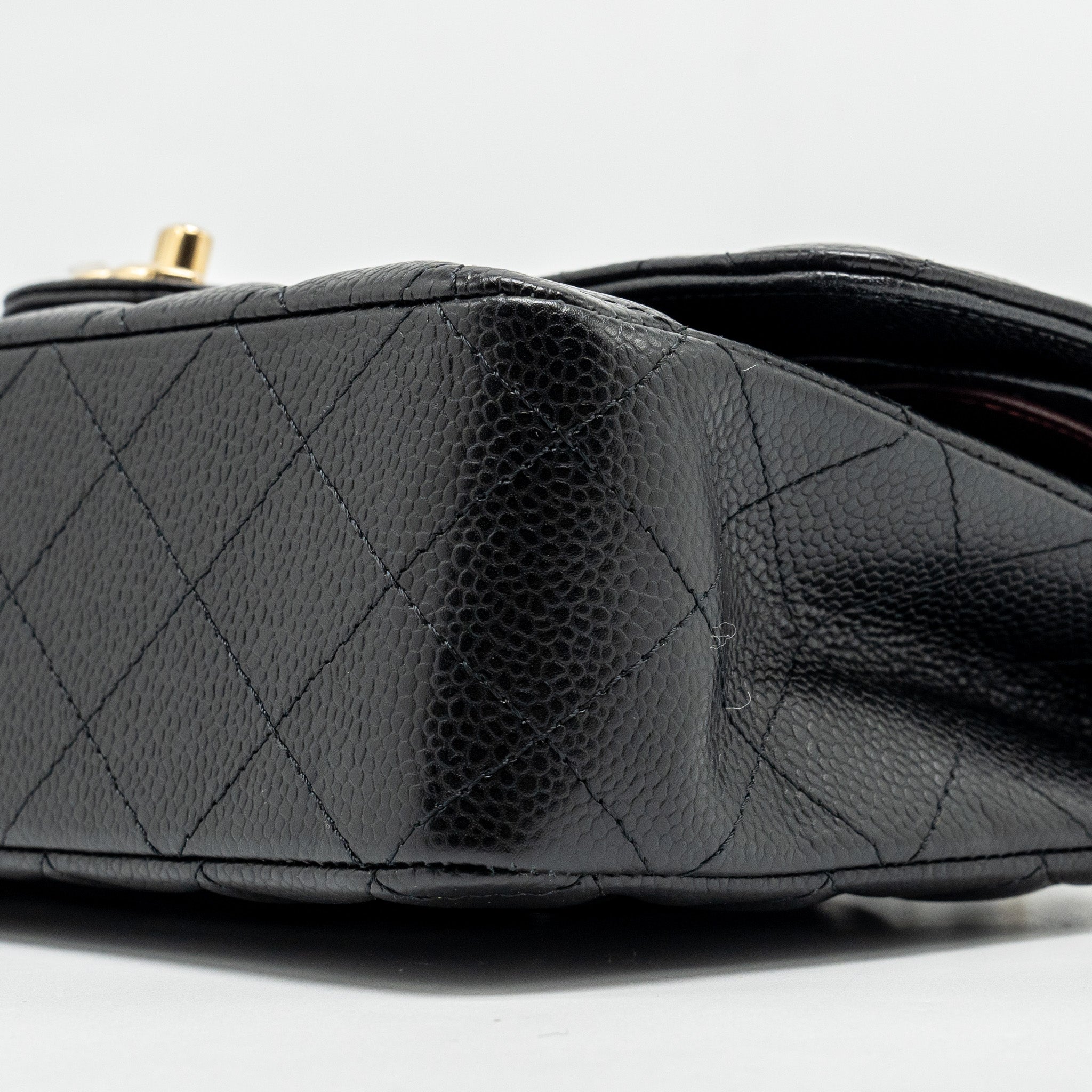 chanel-medium-classic-double-flap-bag-caviar-black-ghw-microchip-9