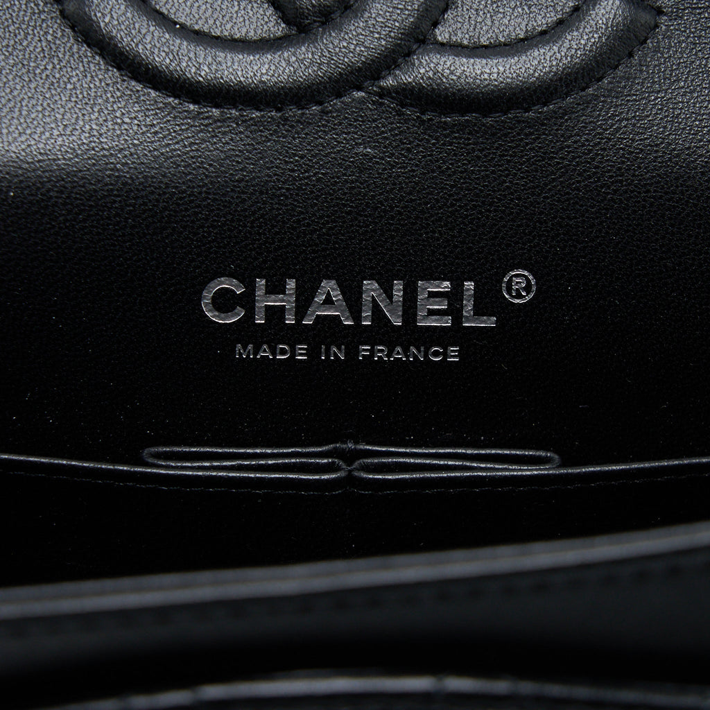 chanel-medium-classic-double-flap-bag-lambskin-so-black-microchip