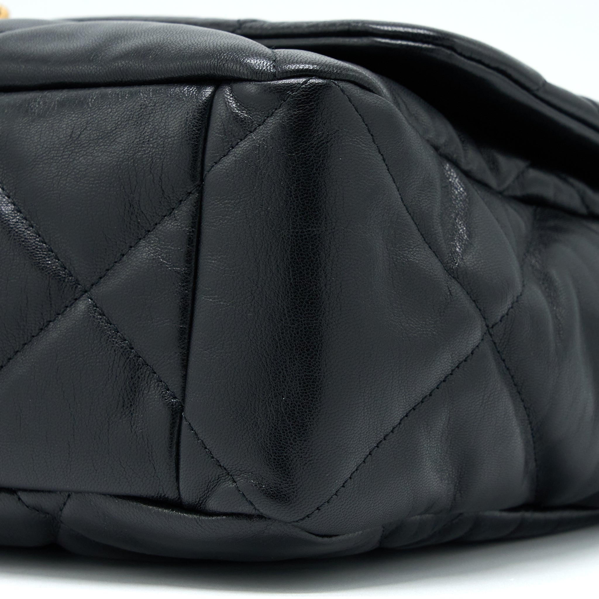 chanel-maxi-19-bag-goatskin-black-multicolour-hardware-2