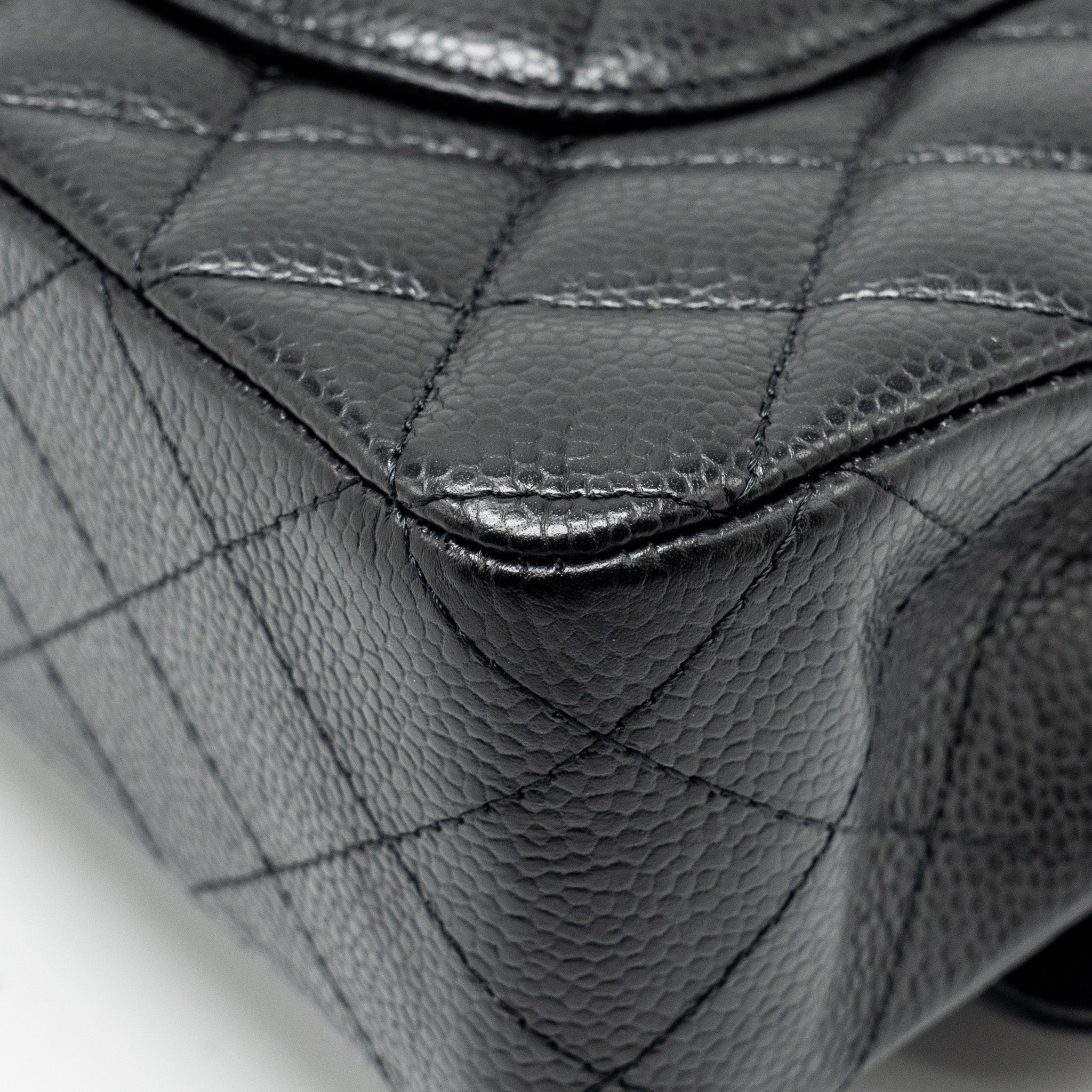 chanel-medium-classic-double-flap-bag-caviar-black-ghw-microchip-9