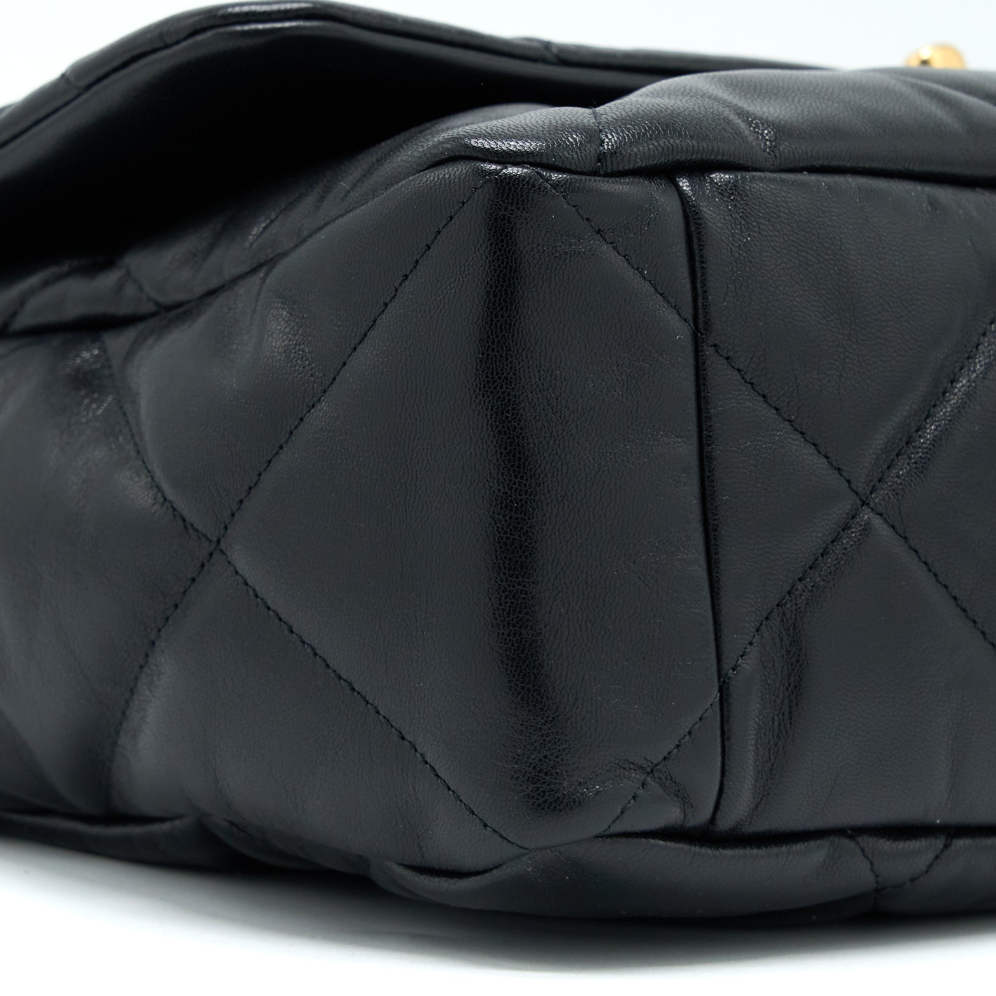 chanel-maxi-19-bag-goatskin-black-multicolour-hardware-2