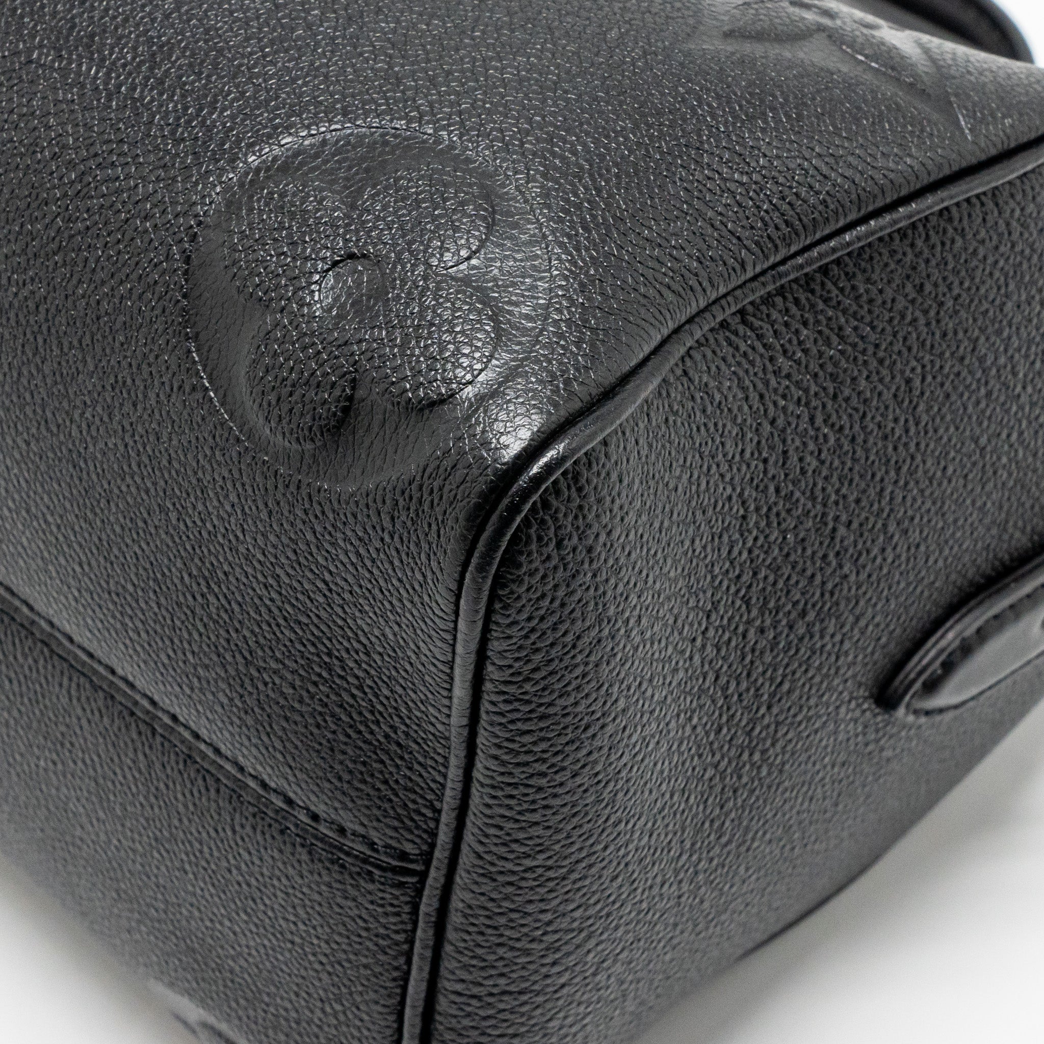louis-vuitton-speedy-bandouliere-25-monogram-empreinte-leather-black-ghw