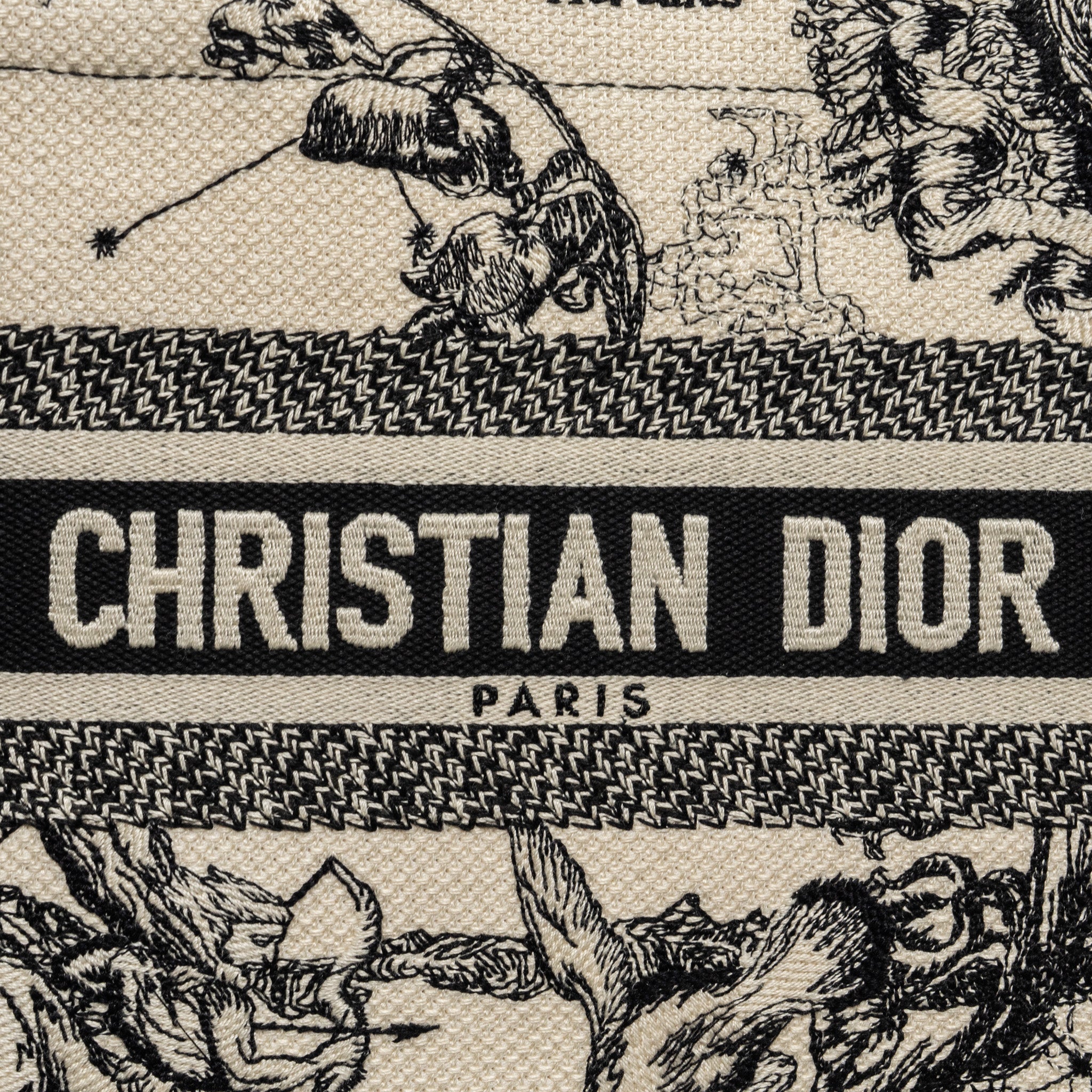 dior-small-book-tote-latte-black-toile-de-jouy-zodiac-embroidery