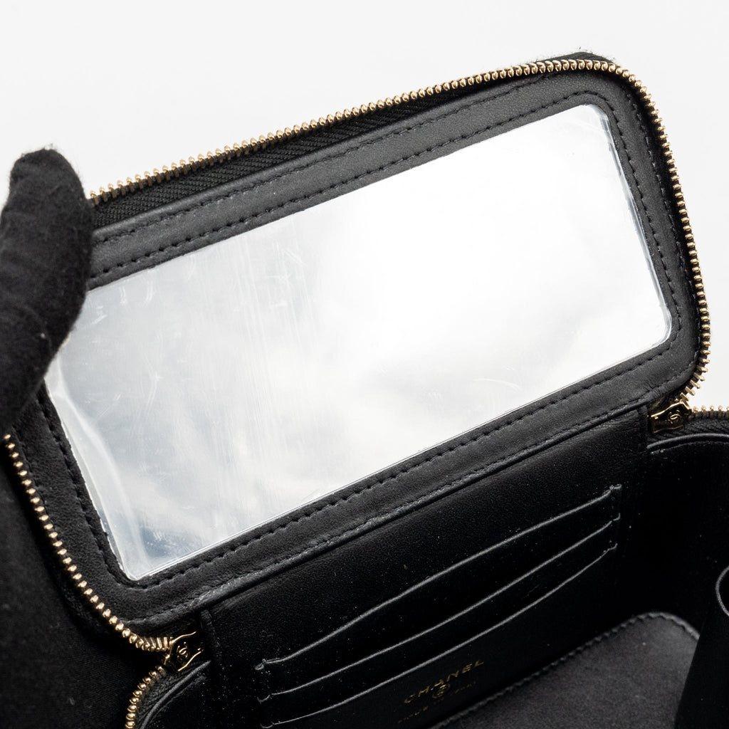 chanel-black-6