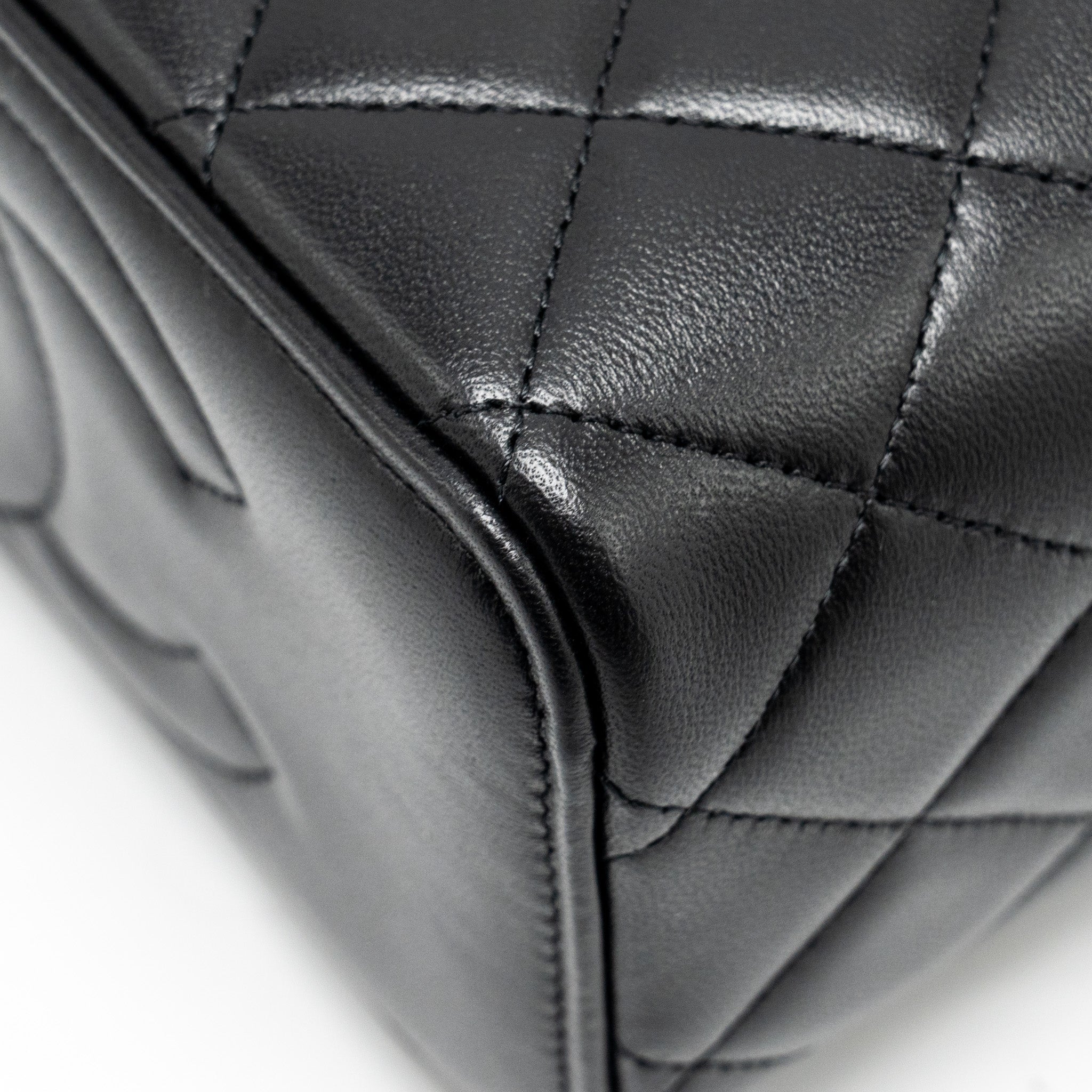 chanel-top-handle-long-vanity-case-lambskin-black-lghw-microchip-copy