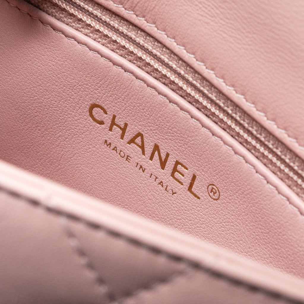 chanel-quilted-flap-bag-with-heart-charm-on-chain-lambskin-light-pink-ghw-microchip